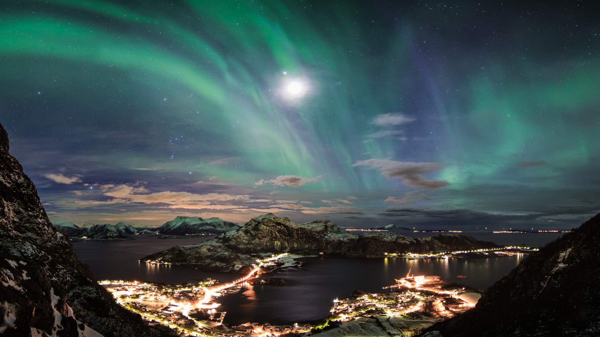 Wandern Sie die Midsundtreppen - Digergubben und Midsundhornet