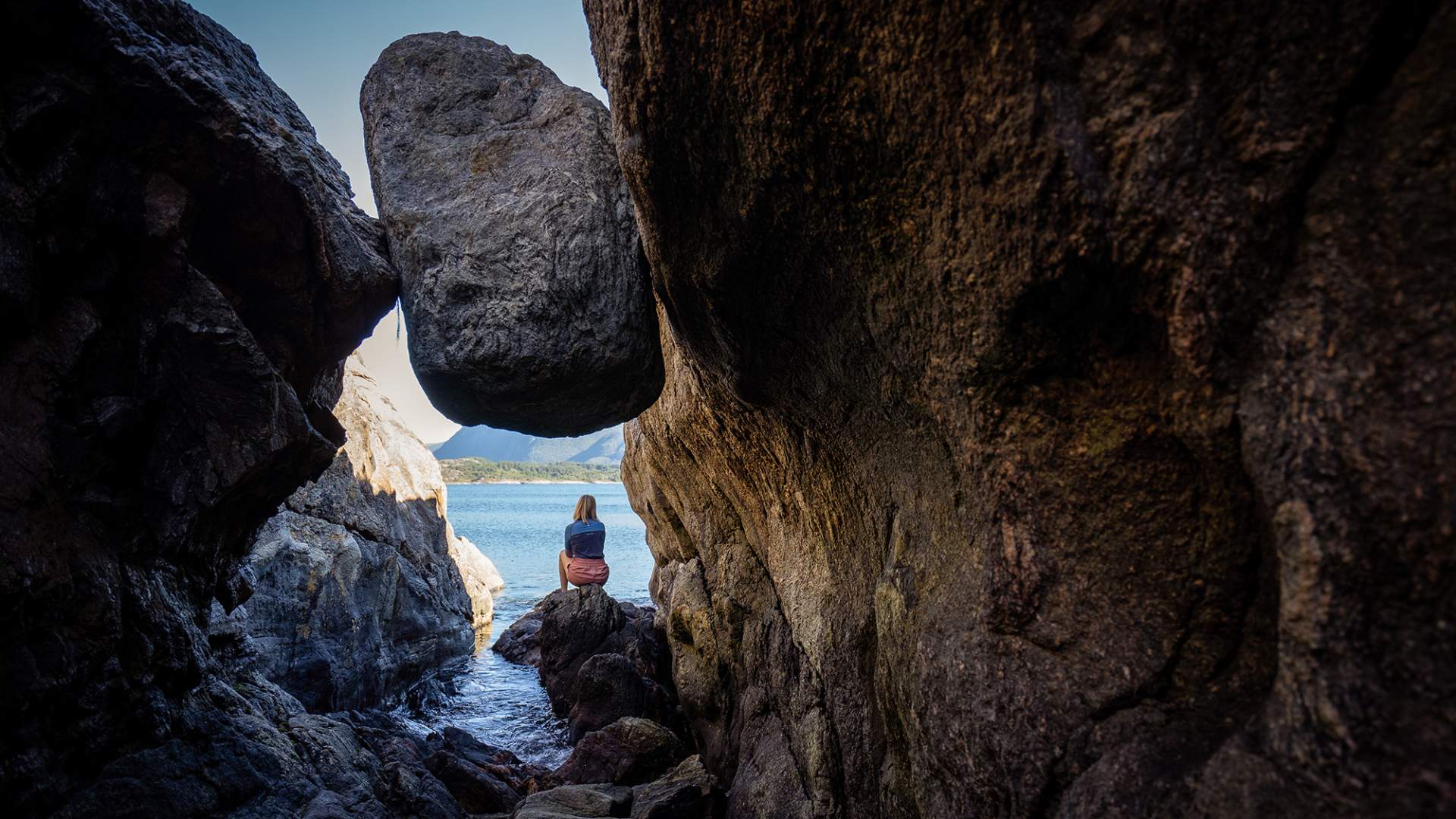 Hike Ørnehaugen and Aukrabolten