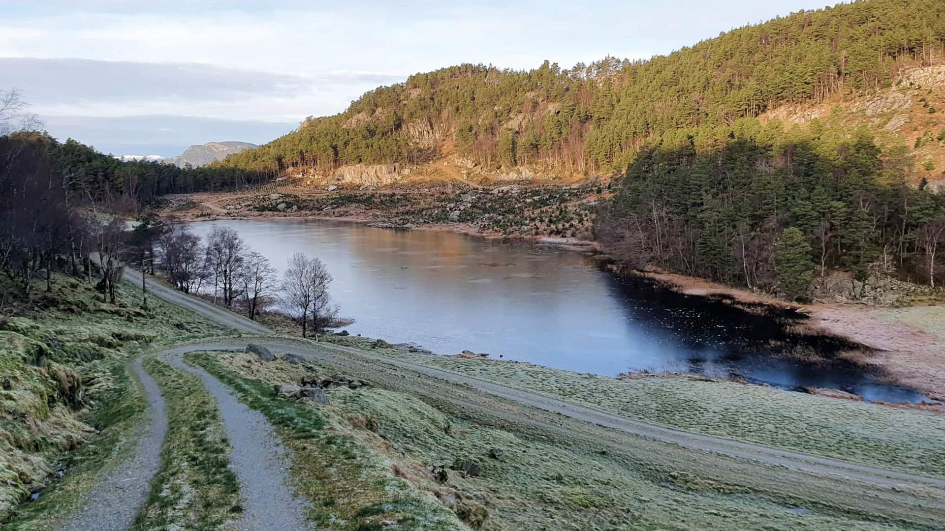 Stemmen - Nessa - Hike