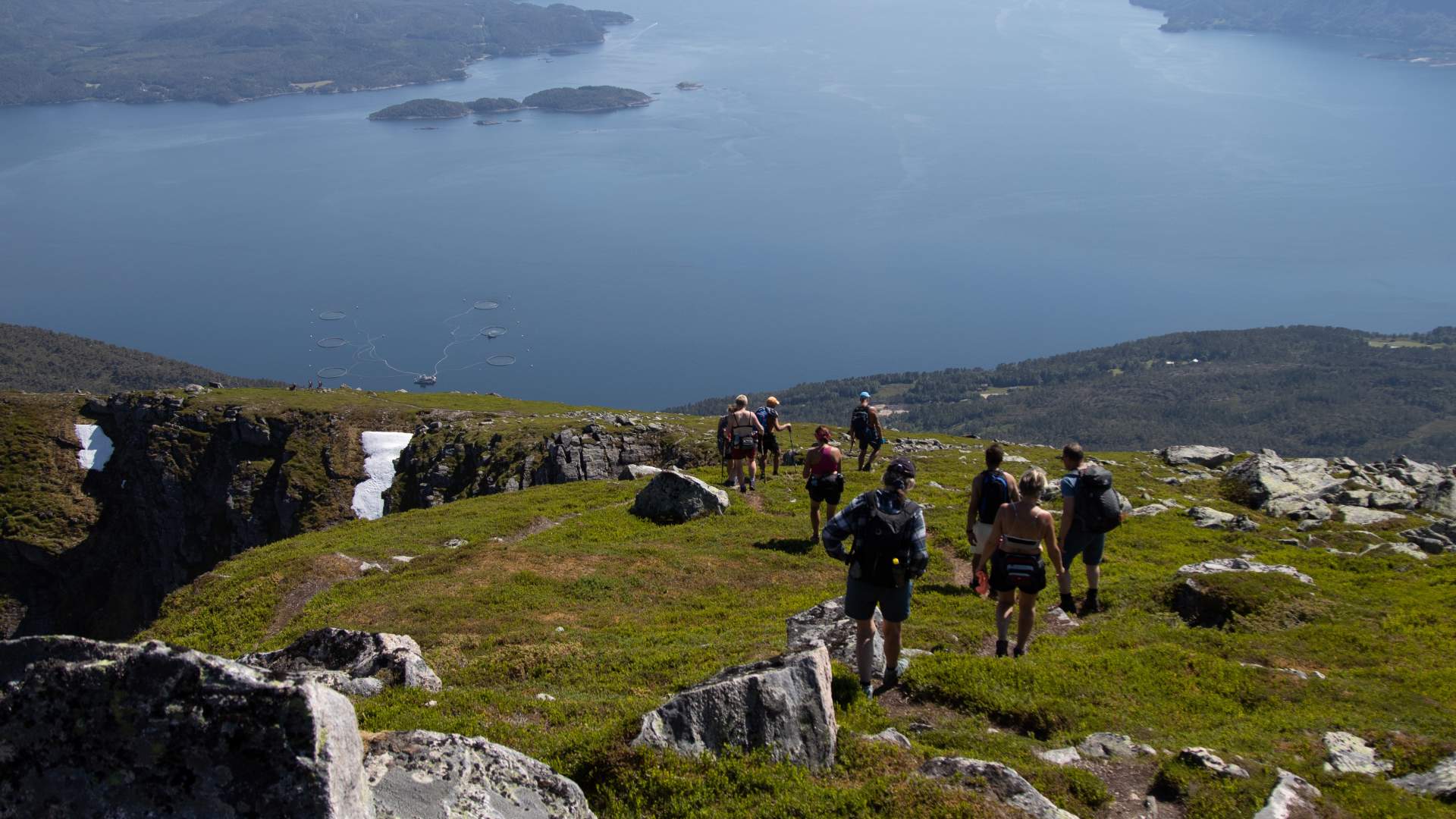 Jørgenvågsalen og Jurtinden