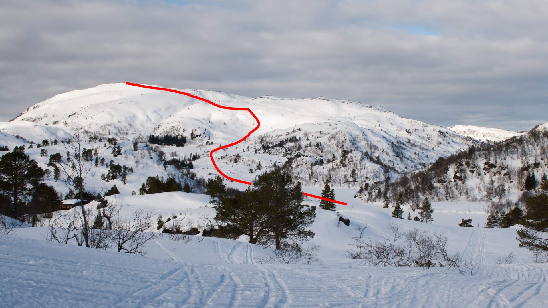 Skiing at Høgfjellet (689 masl)