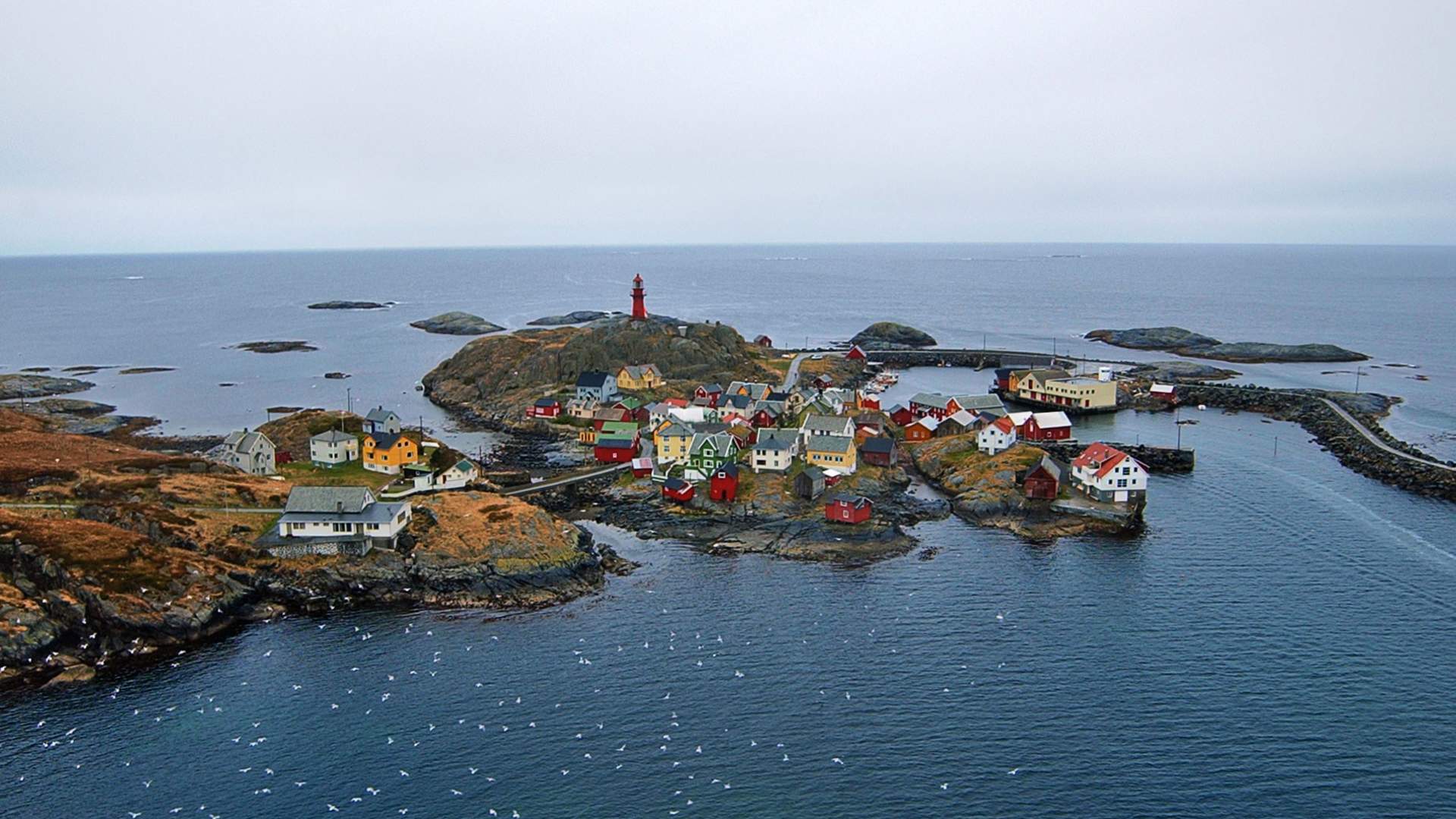 Fiskeværet Ona og Ona Fyr