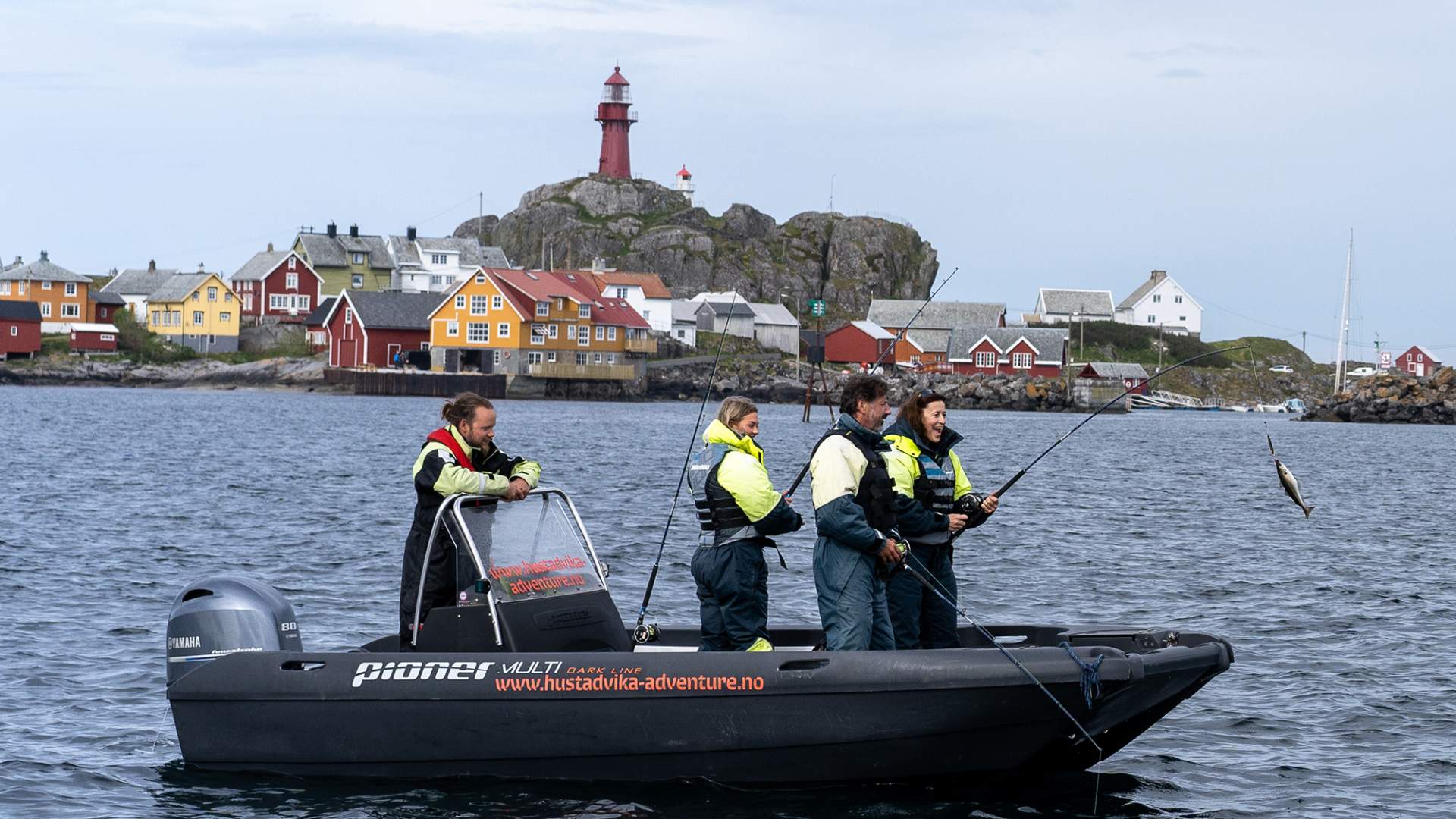 Fiskeværet Ona og Ona Fyr