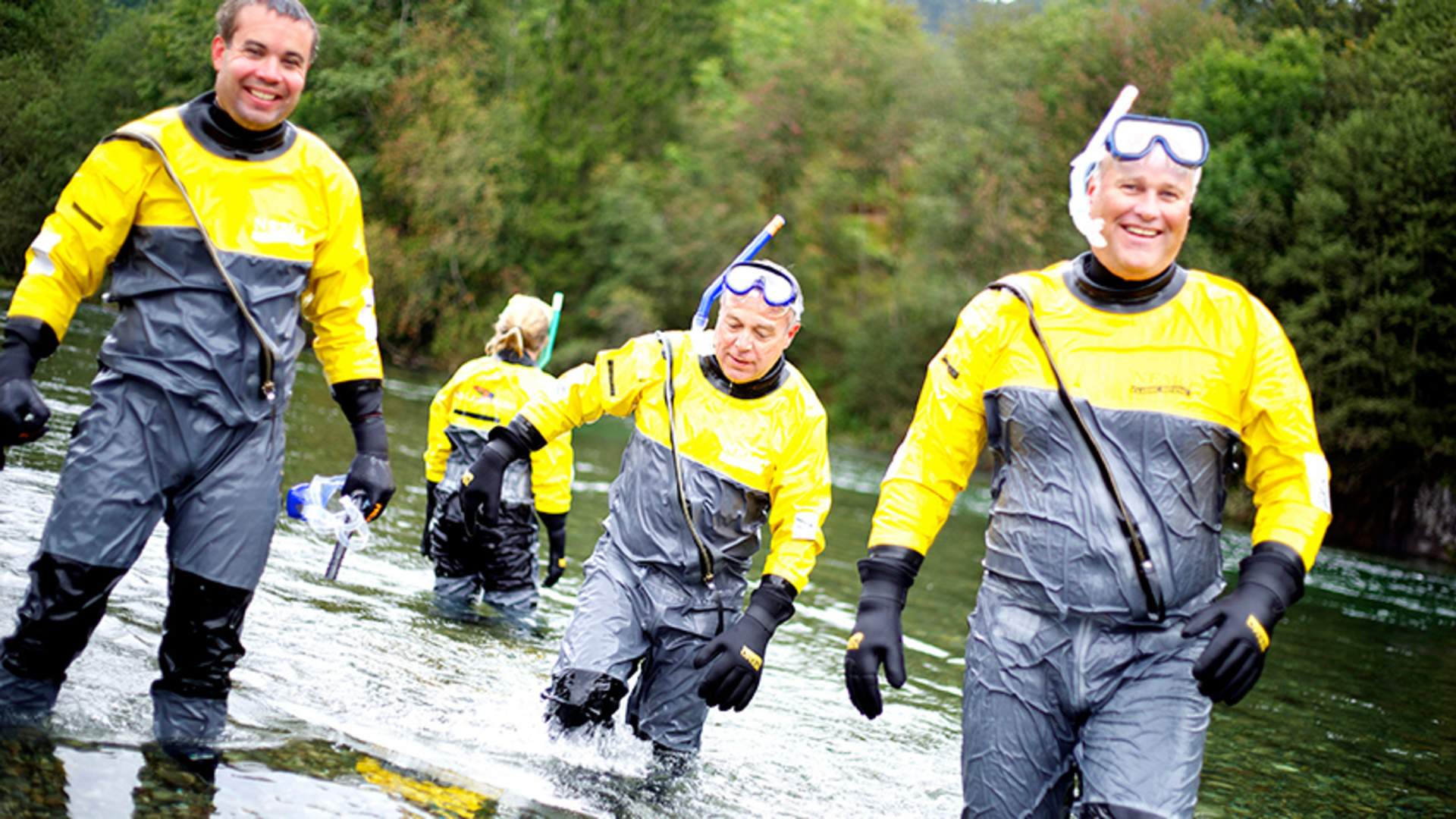 Laksesafari i Suldalslågen på Sand