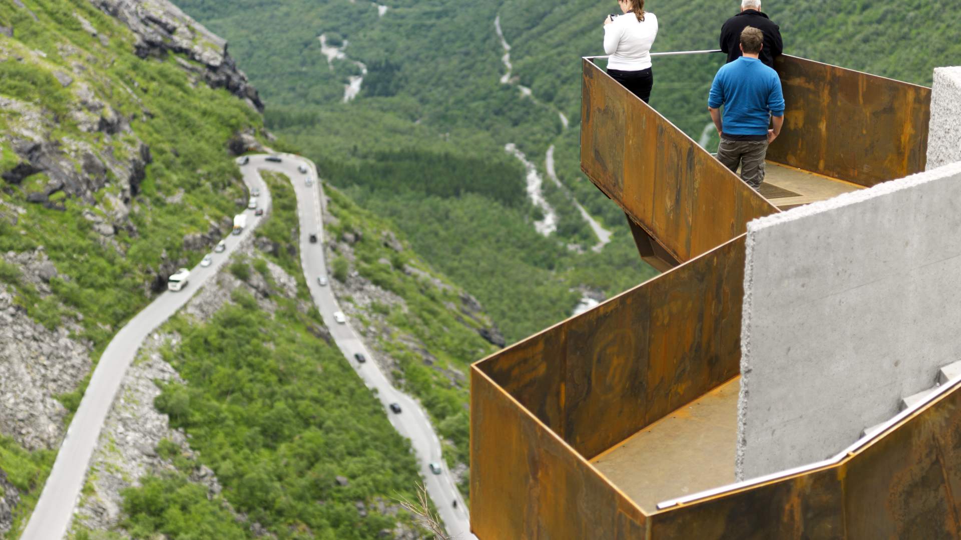 Reise mit Bus ein weg Åndalsnes-Trollstigen-UNESCO Geiranger