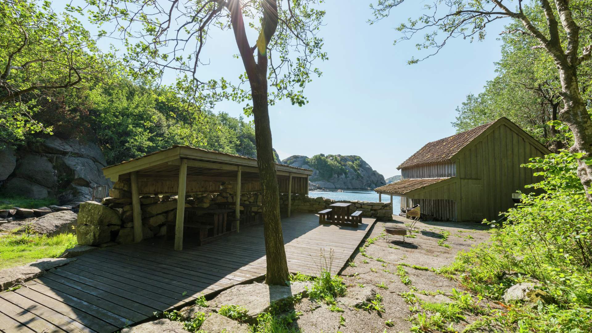 Auglend, Vandringshavn and Brønnnesodden