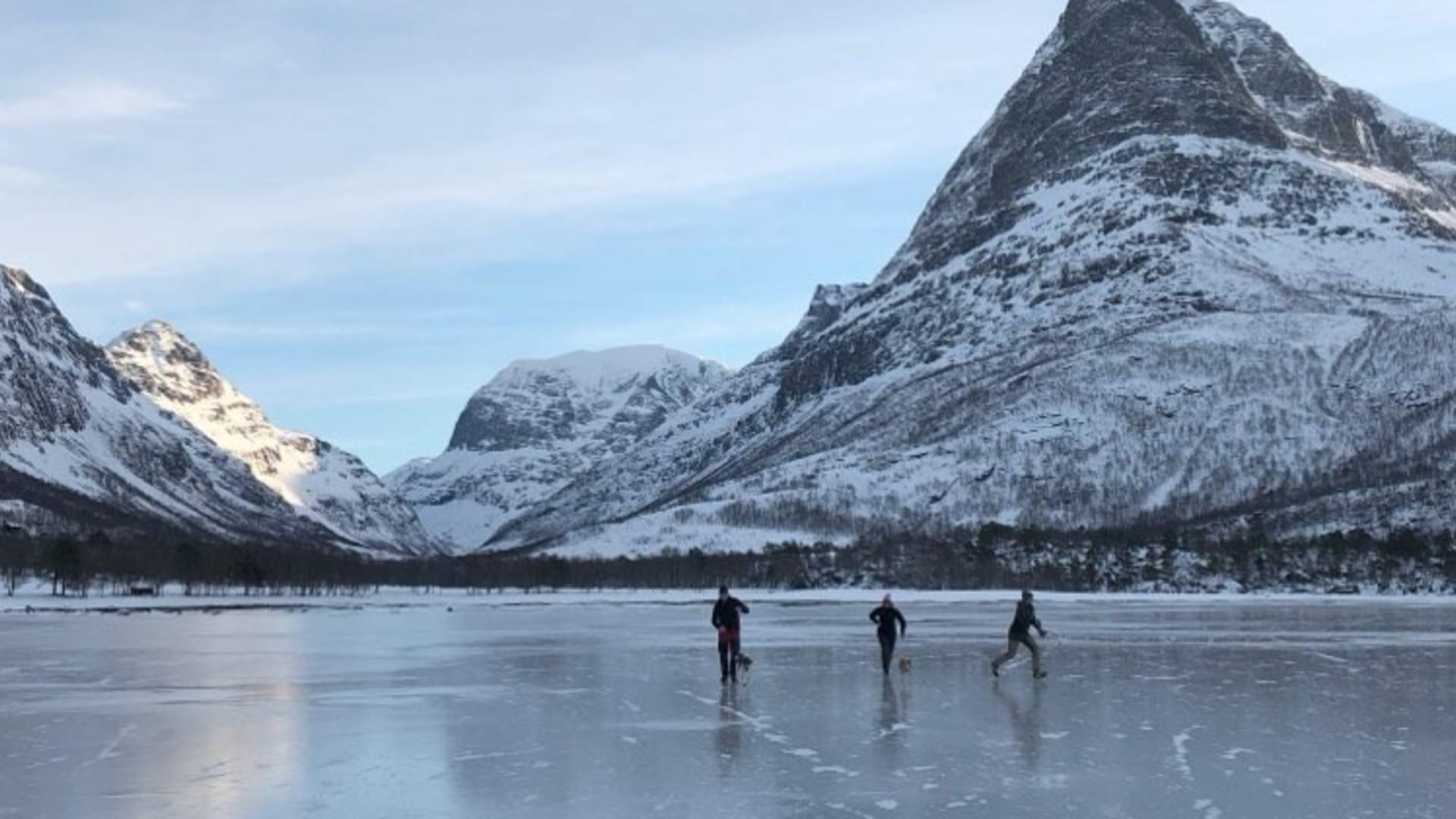 Hike to Innerdalen - the most beautiful valley in Norway
