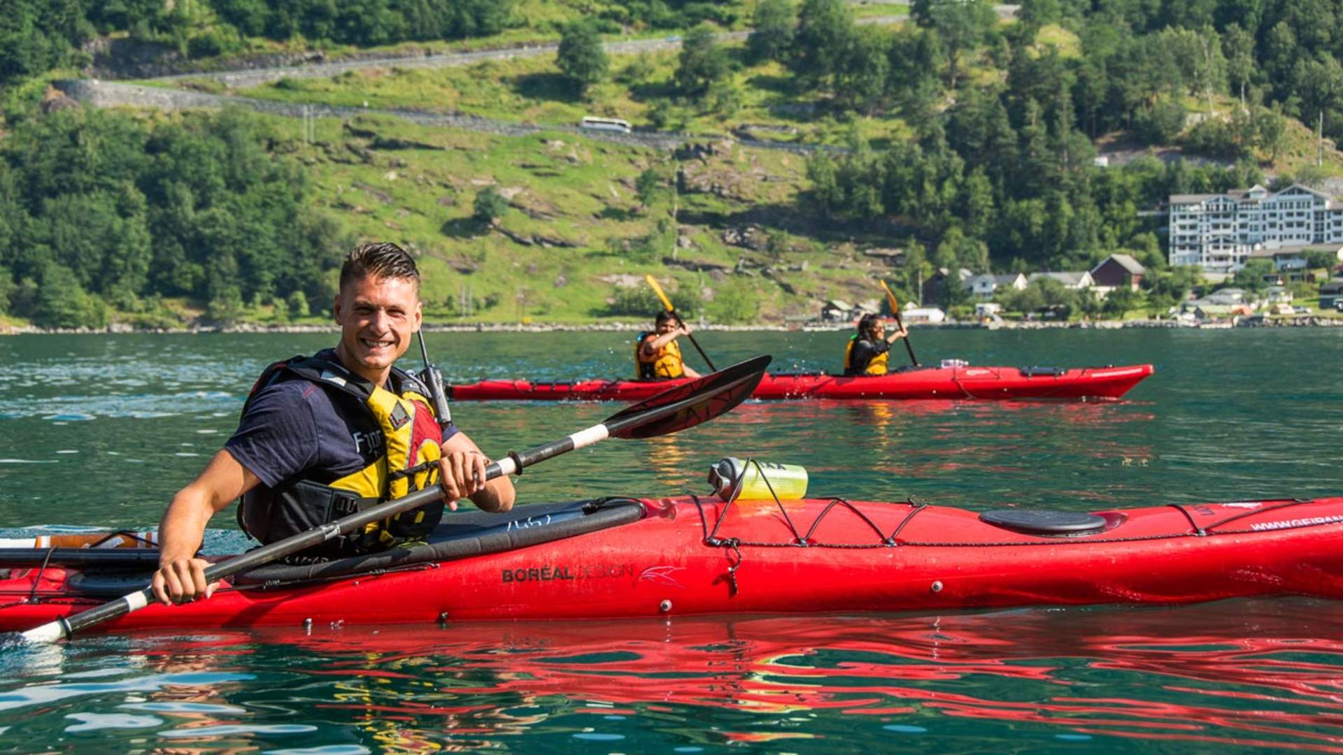 The Seven Sisters waterfall tour - Geiranger Kayak Center