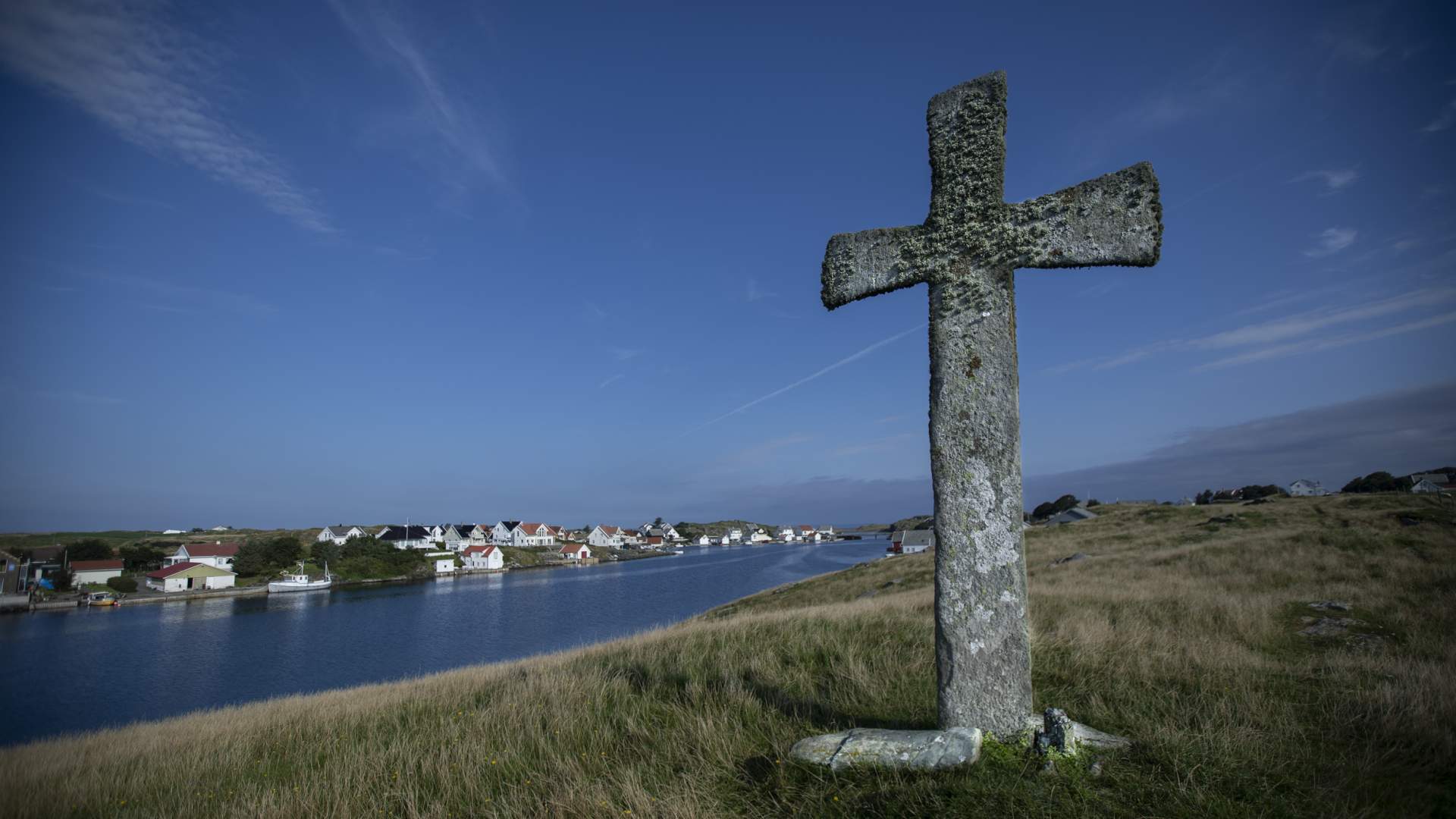 Steinkorset og St. Clemens kirkeruin