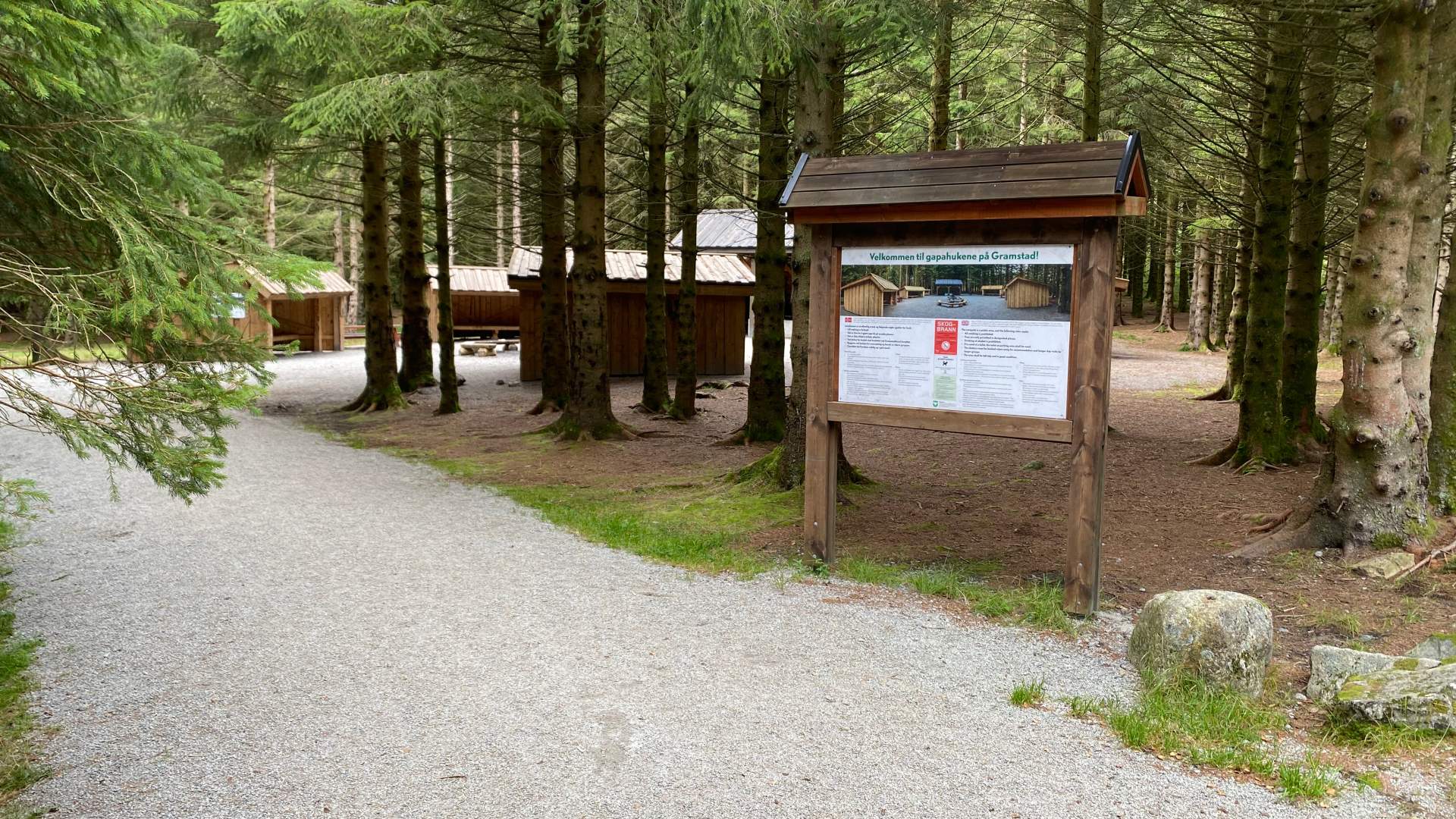Gapahukene på Gramstad