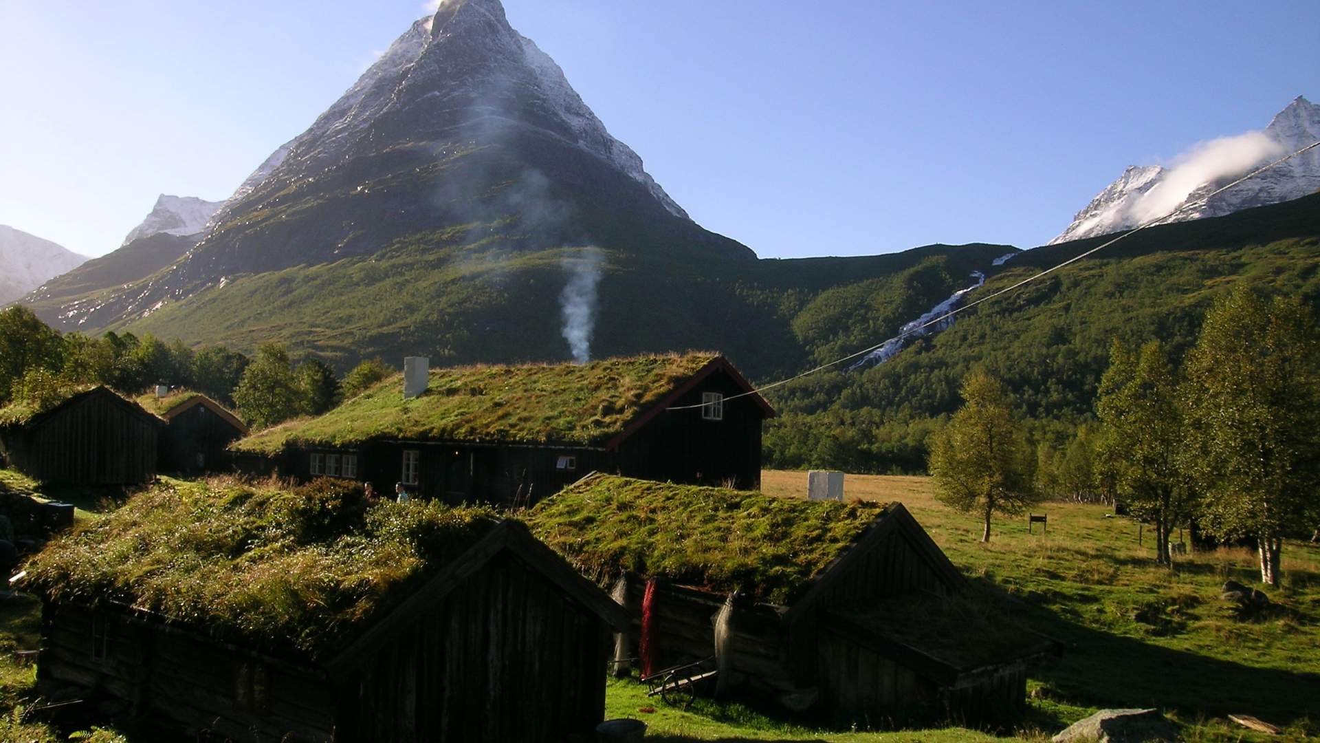 Renndølsetra - Summer pasture farm hotel in Innerdalen