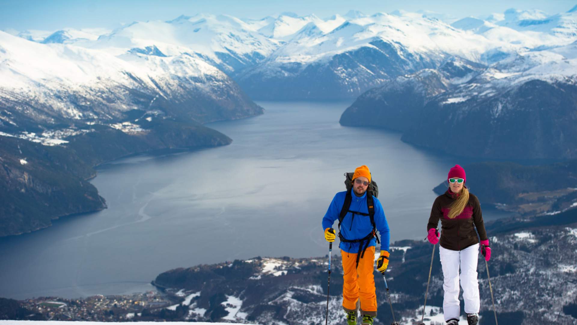 Cabin with a fjord view - Sunnmøre Alps