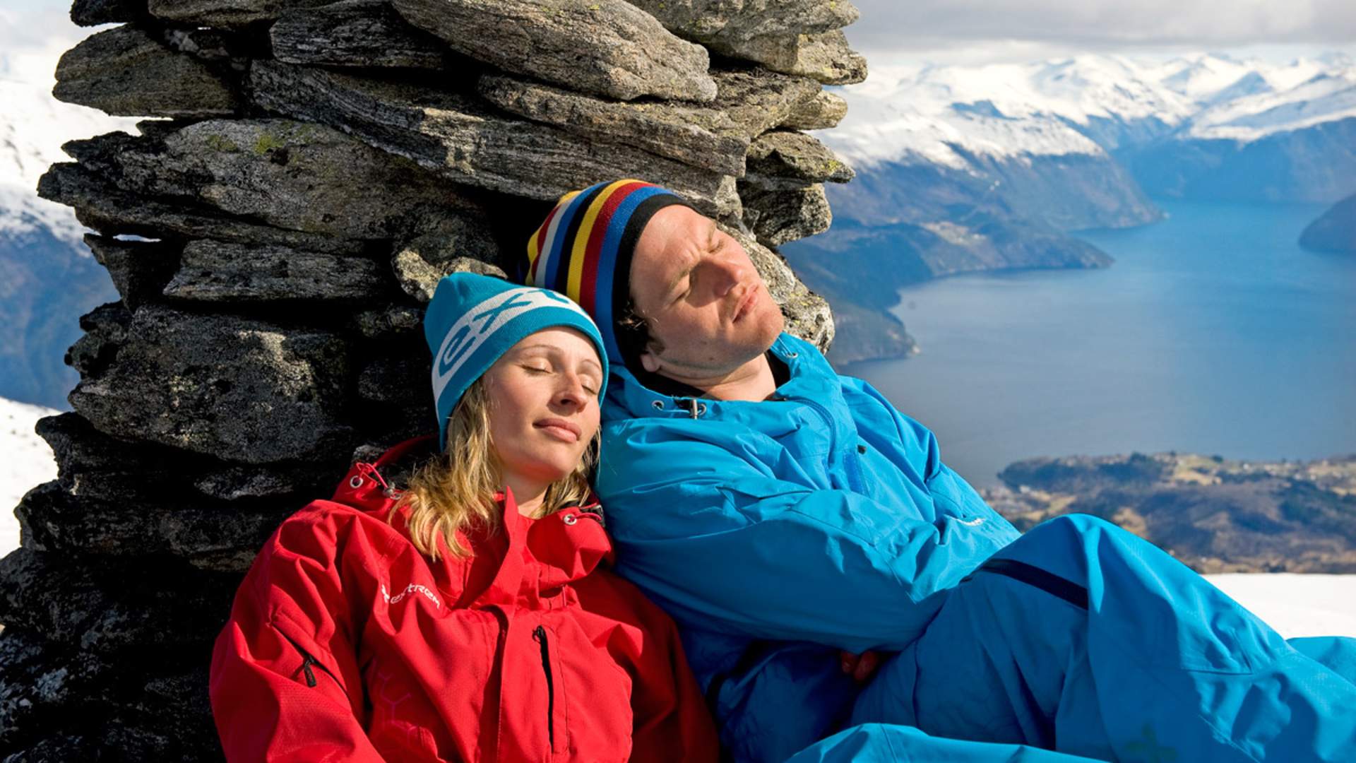 Cabin with a fjord view - Sunnmøre Alps