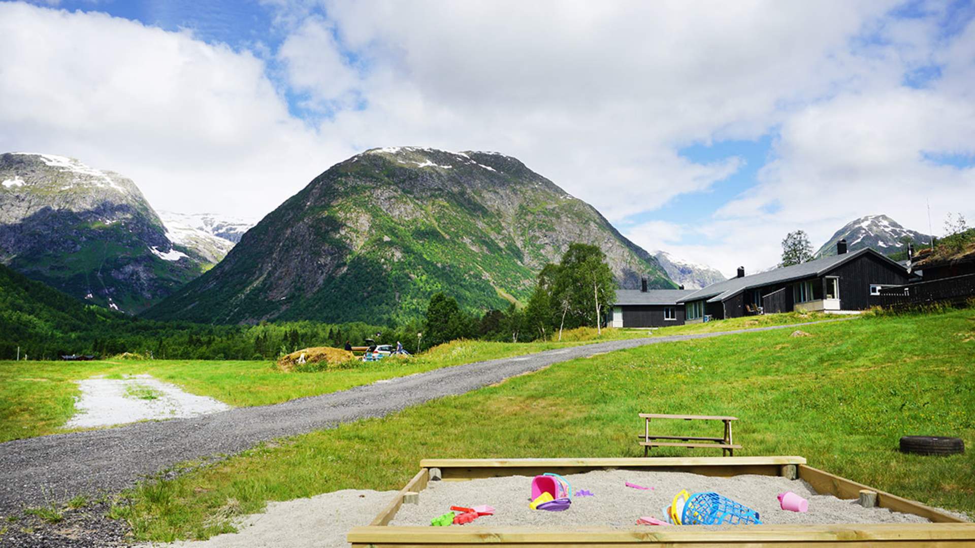Uteplassen Sogndal hytter og camping Uteplassen Sogndal hytter og camping