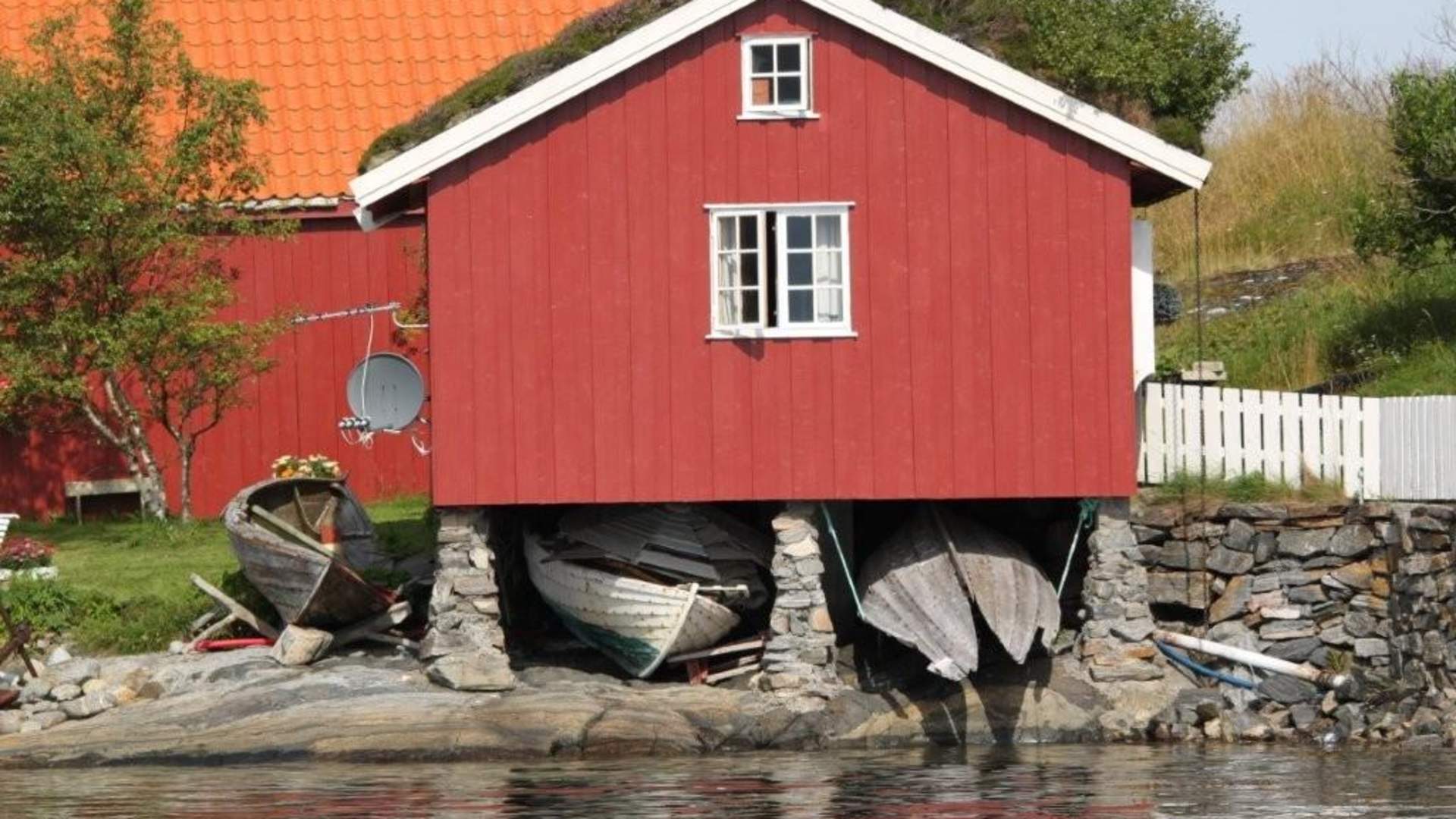 Cabin rental at Strømsholmen Sea Sports Centre