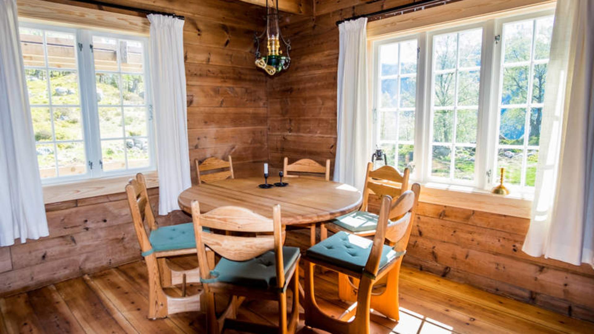 Bakken gard i Lysefjorden