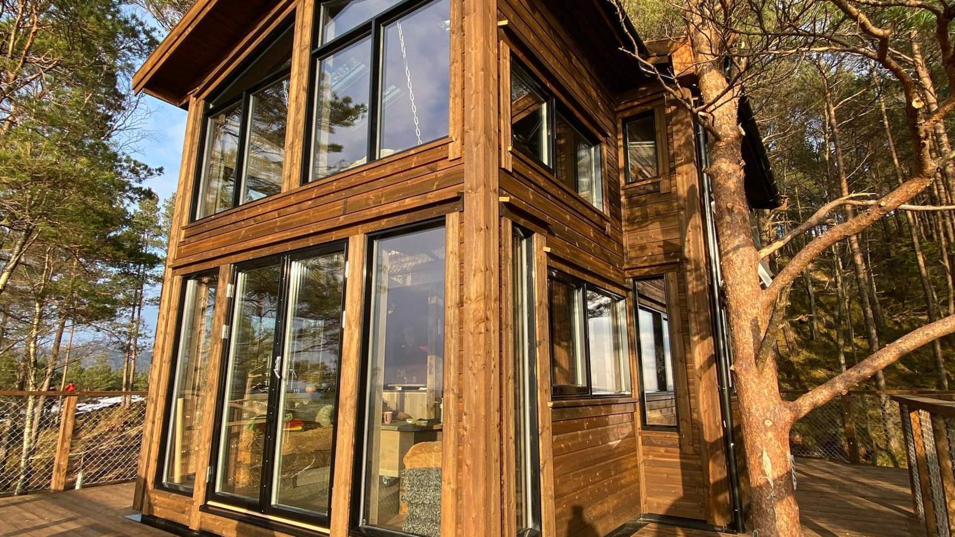 Himmelhyttene tree top cabin