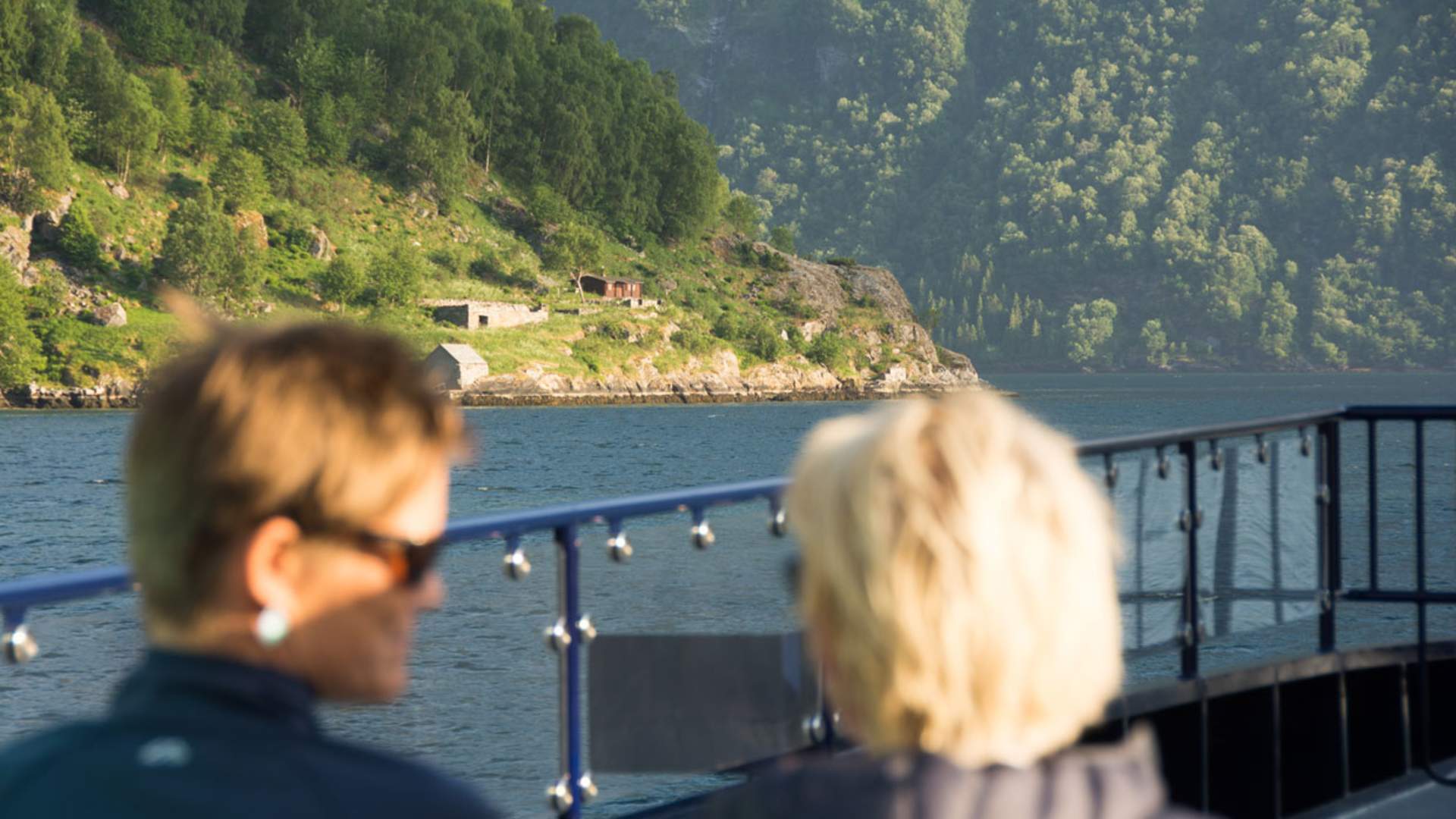 Fjordcruise Ålesund - Geiranger - Ålesund (rundtur)