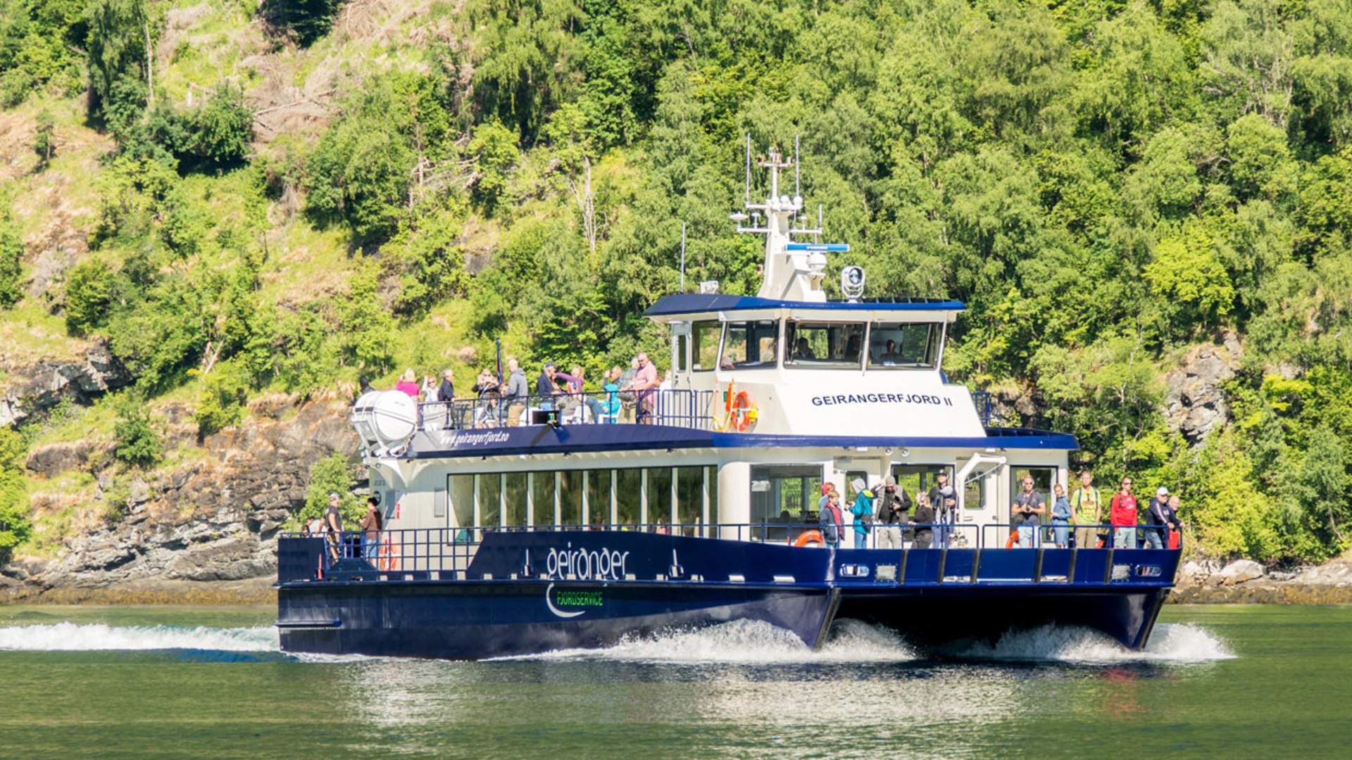 Fjordcruise Ålesund - Geiranger - Ålesund (rundtur)