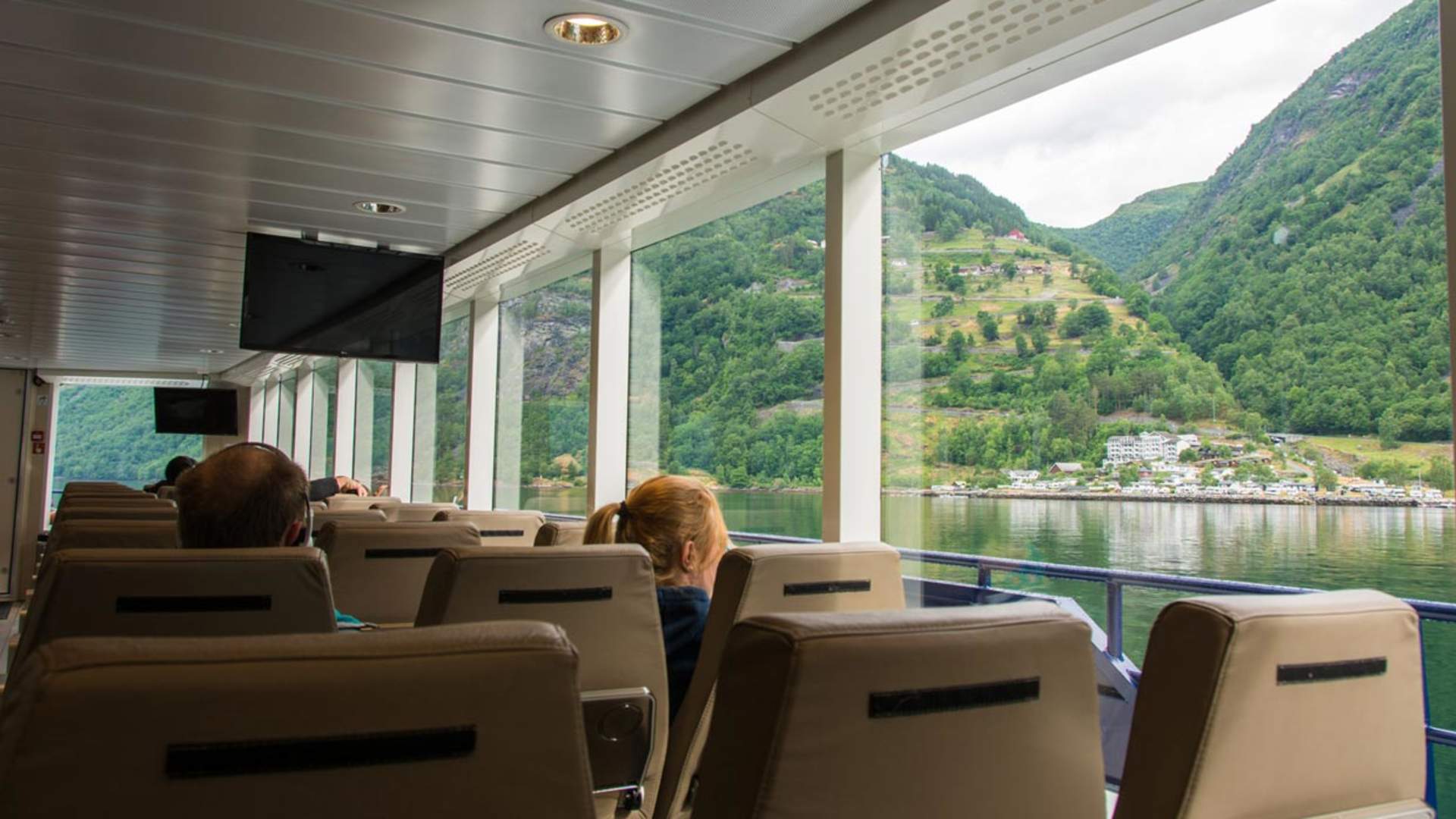 Fjordcruise Ålesund - Geiranger - Ålesund (rundtur)