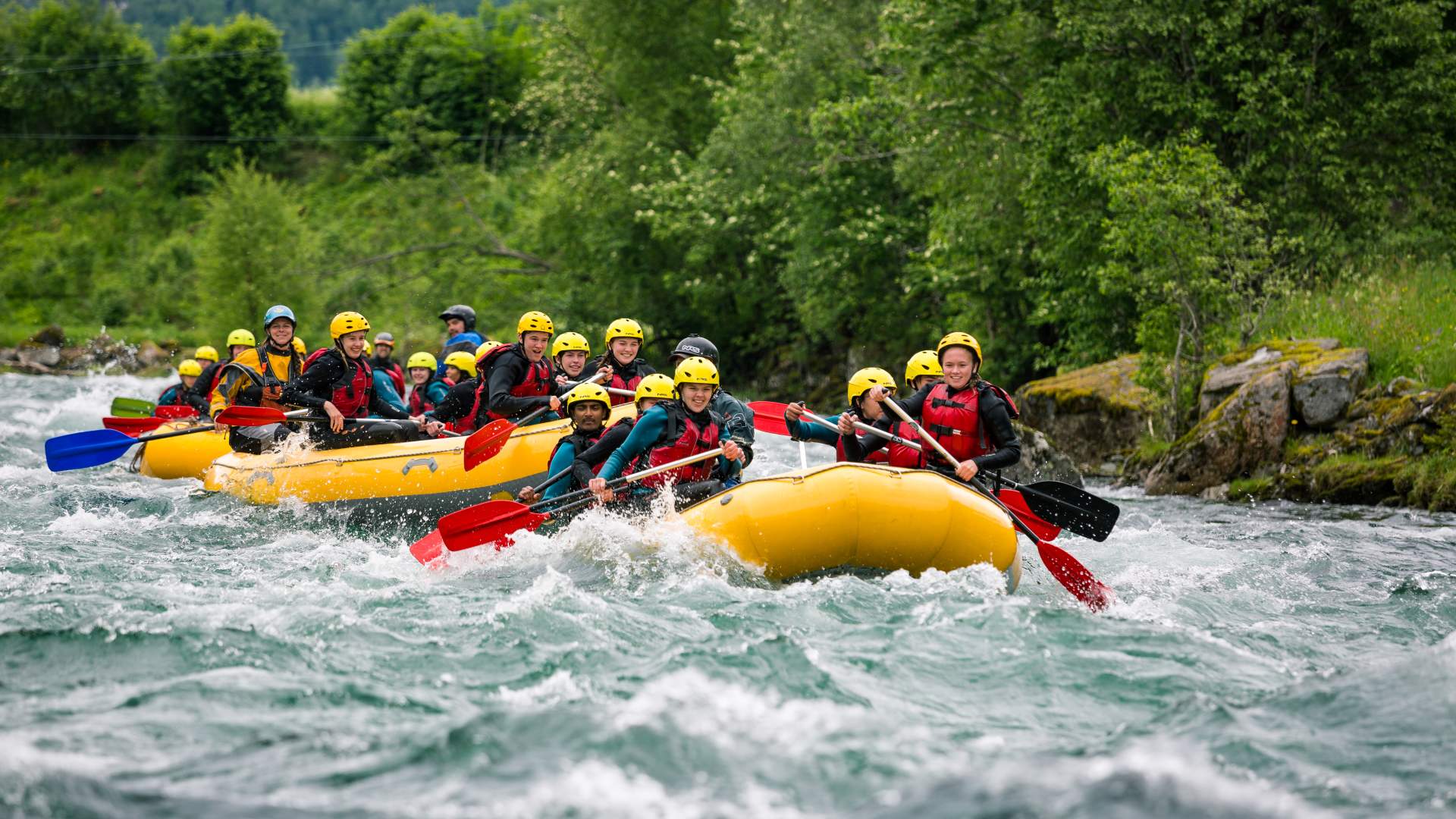 Rafting i Valldal med Uteguiden