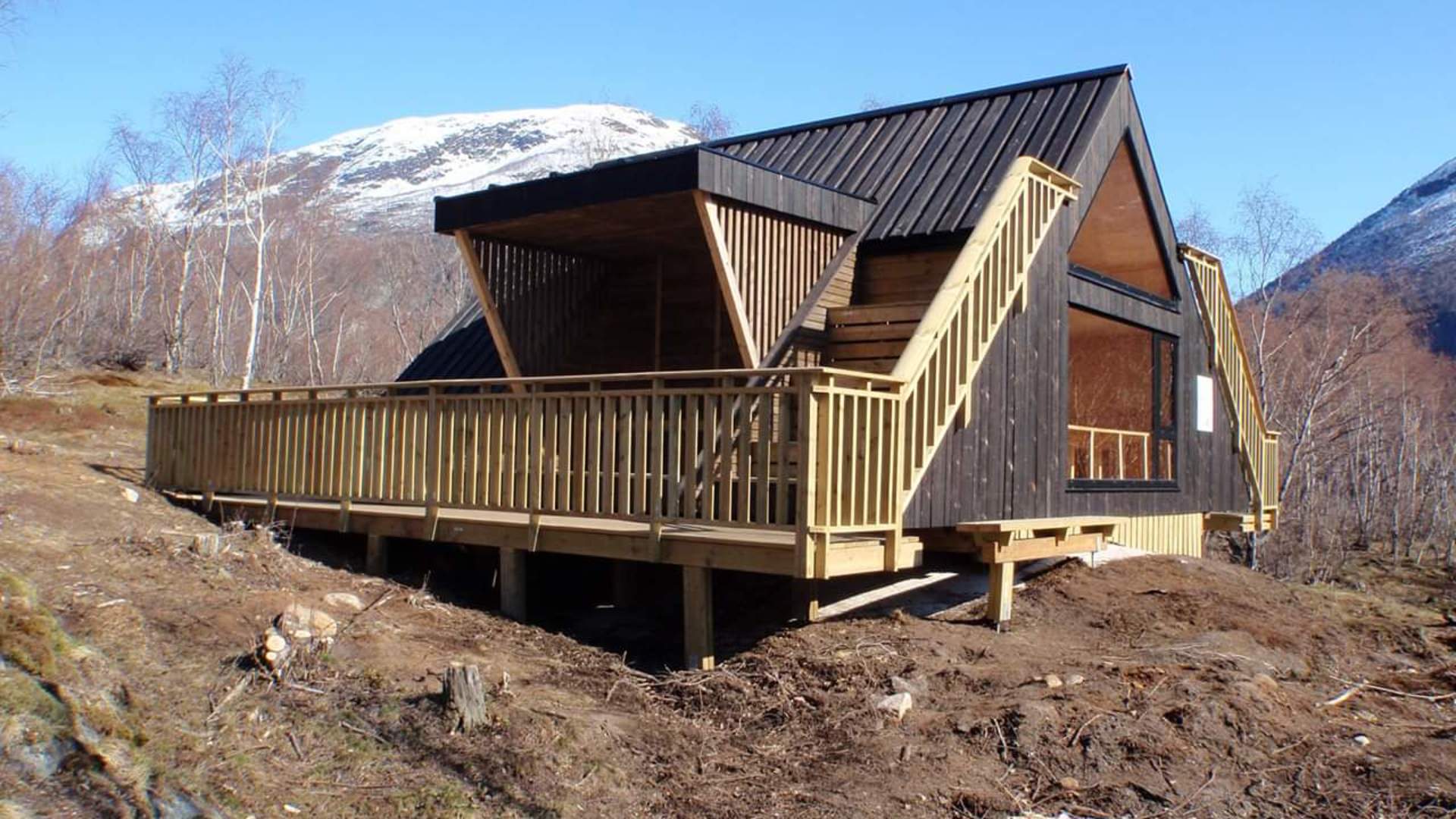 Moakamben dagsturhytte i Årdal