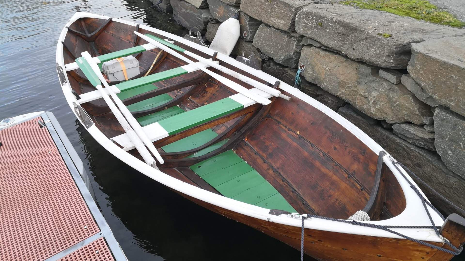 Rent a rowing boat - Bokn