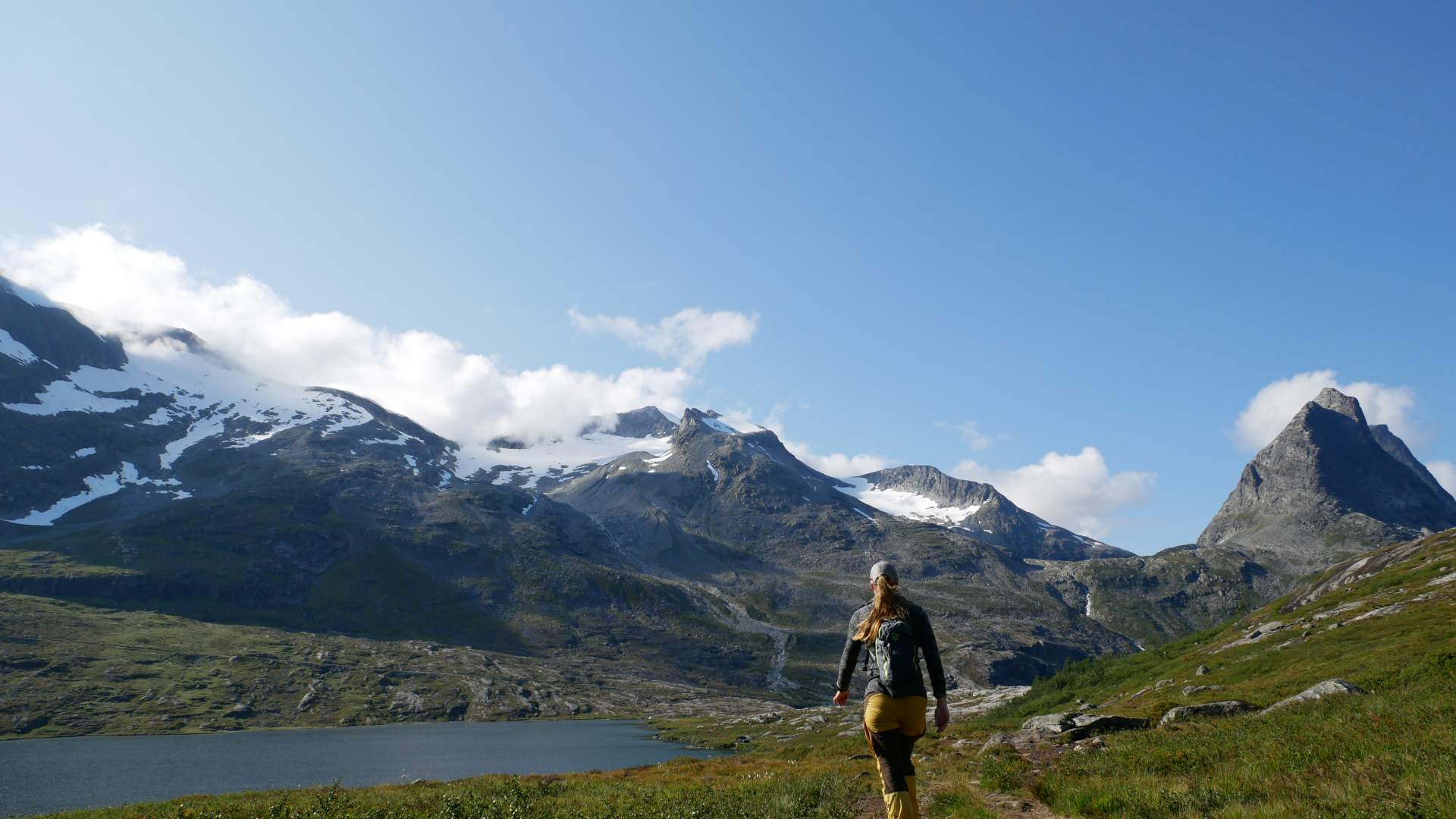 Wandern in Valldal mit Guide von Uteguiden