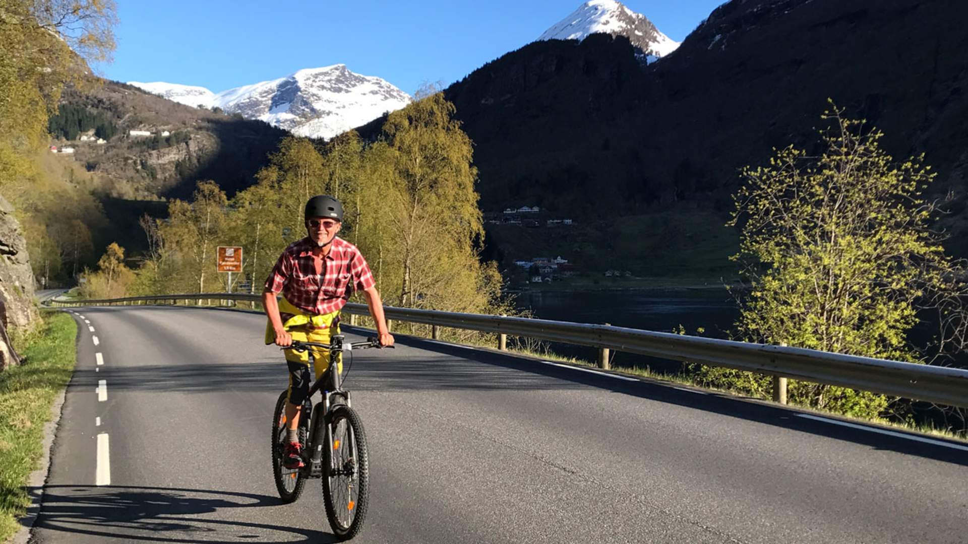 Utleige av el-sykkel i Geiranger