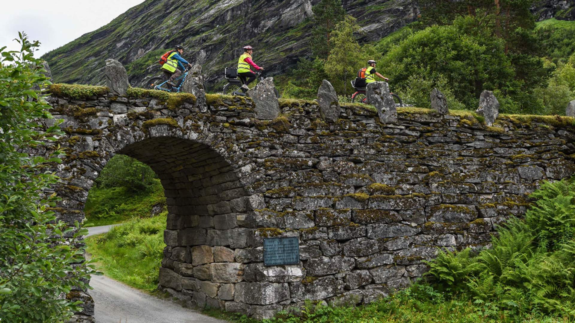 Utleige av el-sykkel i Geiranger