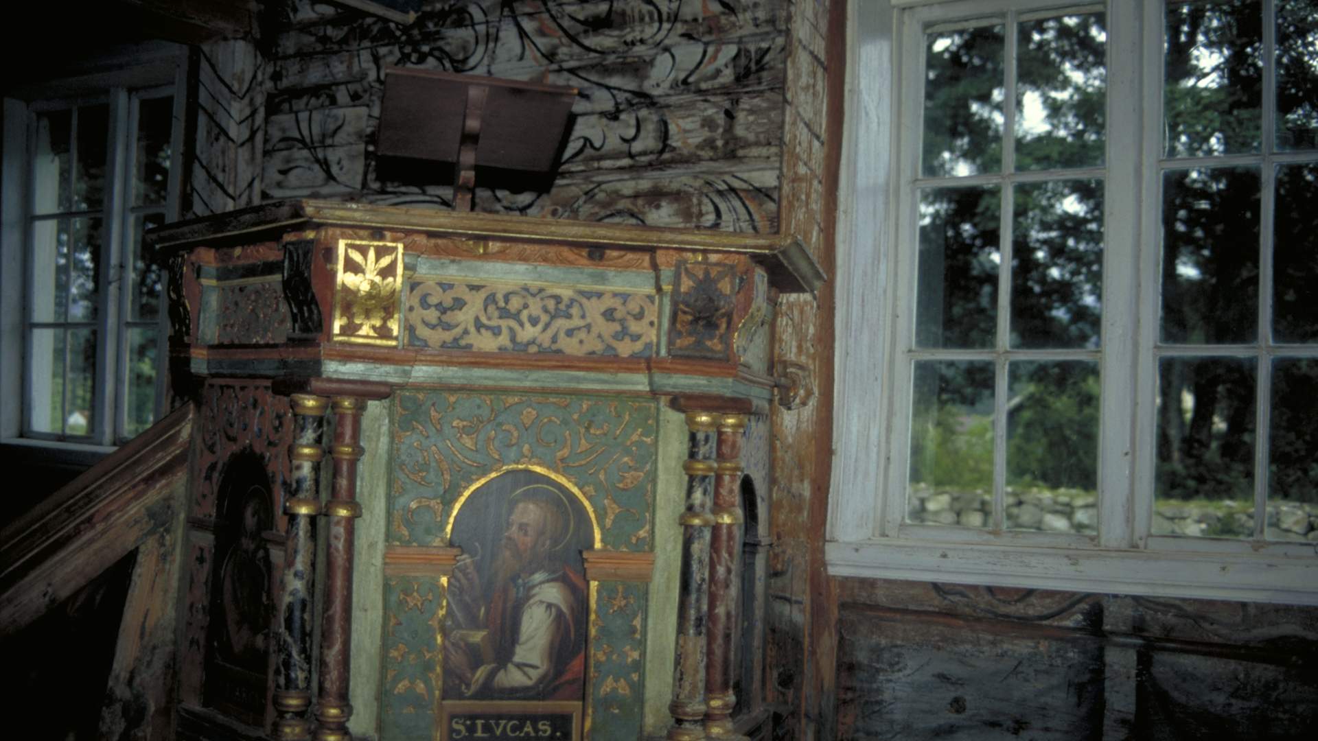 Årdal gamle kyrkje i Hjelmeland