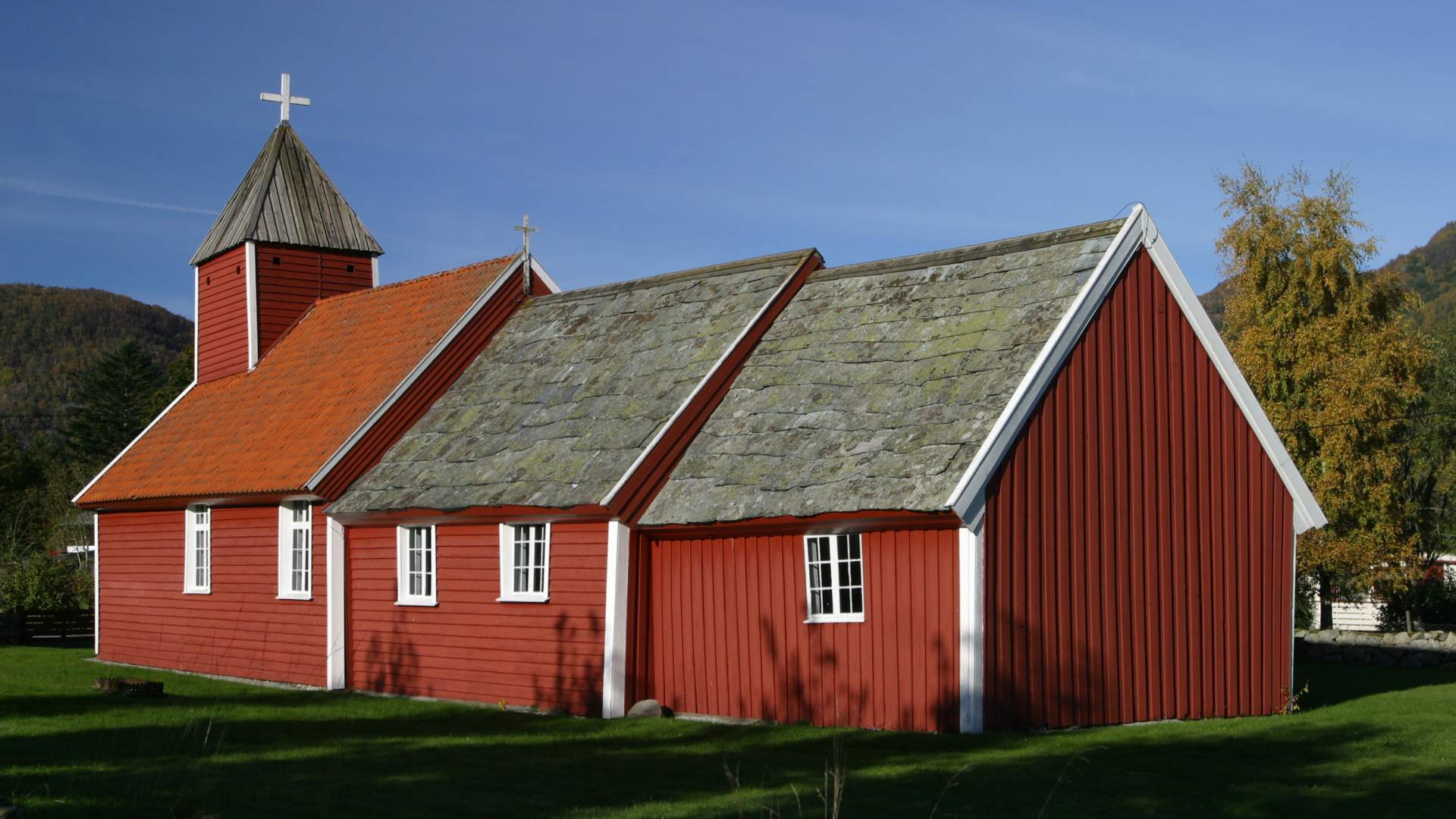 Årdal gamle kyrkje i Hjelmeland