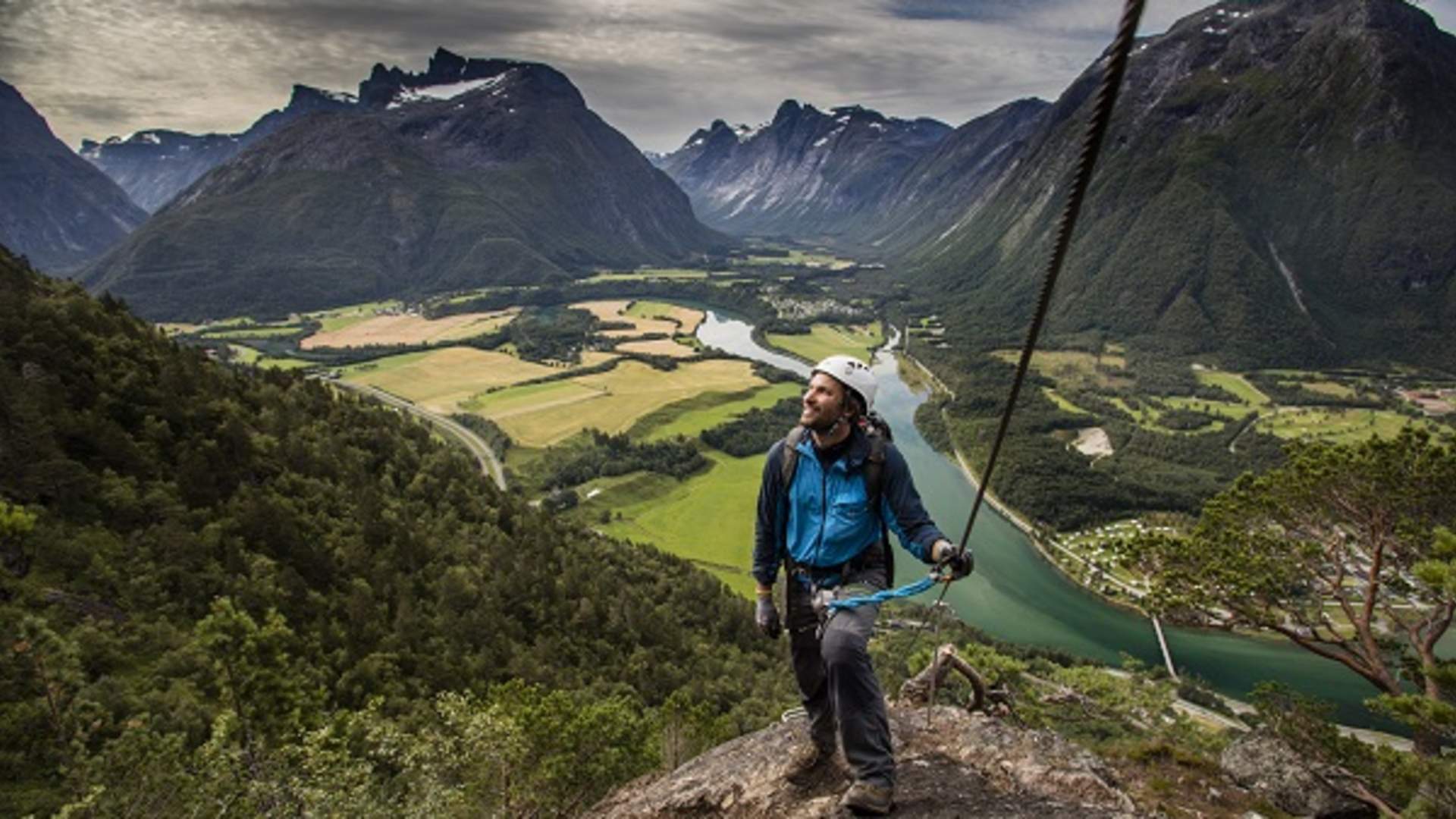 Åndalsnes Via Ferrata Westwand (5-6 stunden) - Norsk Tindesenter