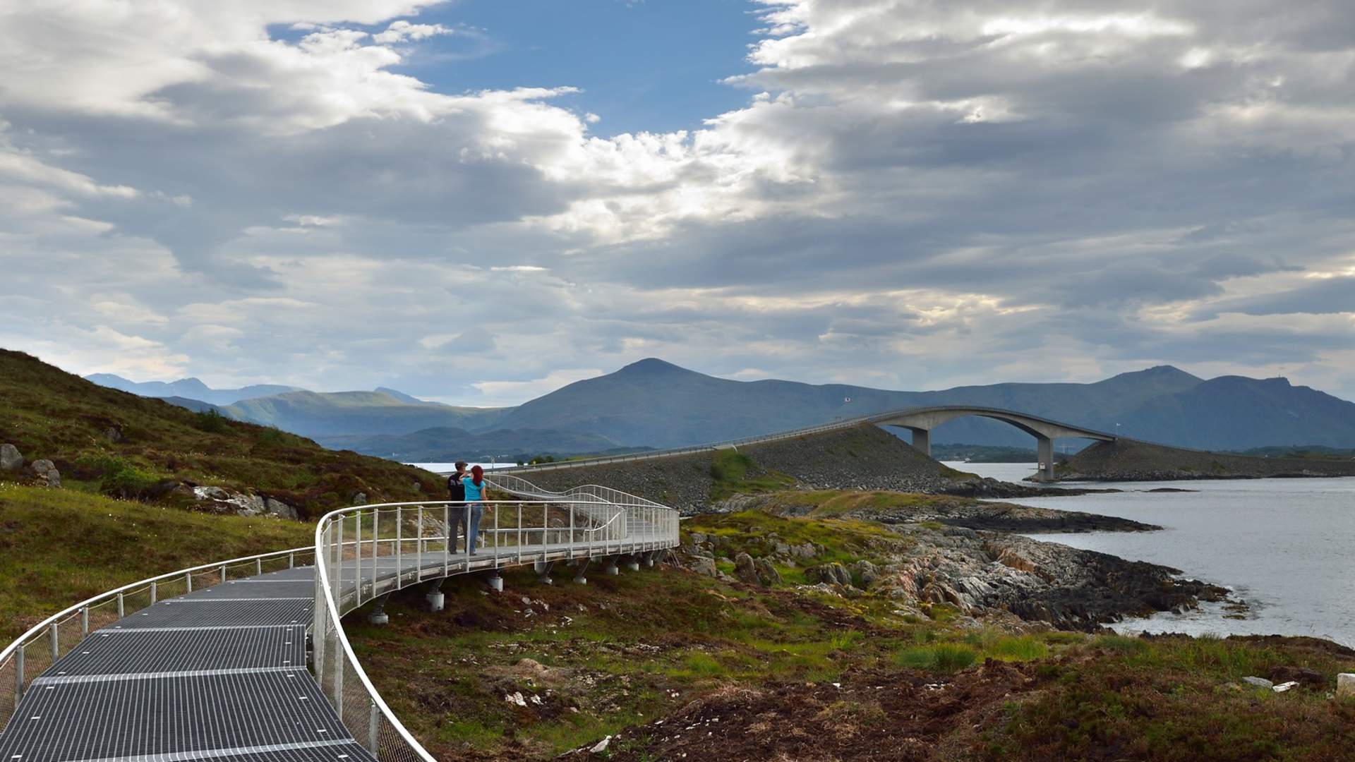 The Atlantic Road - walking path