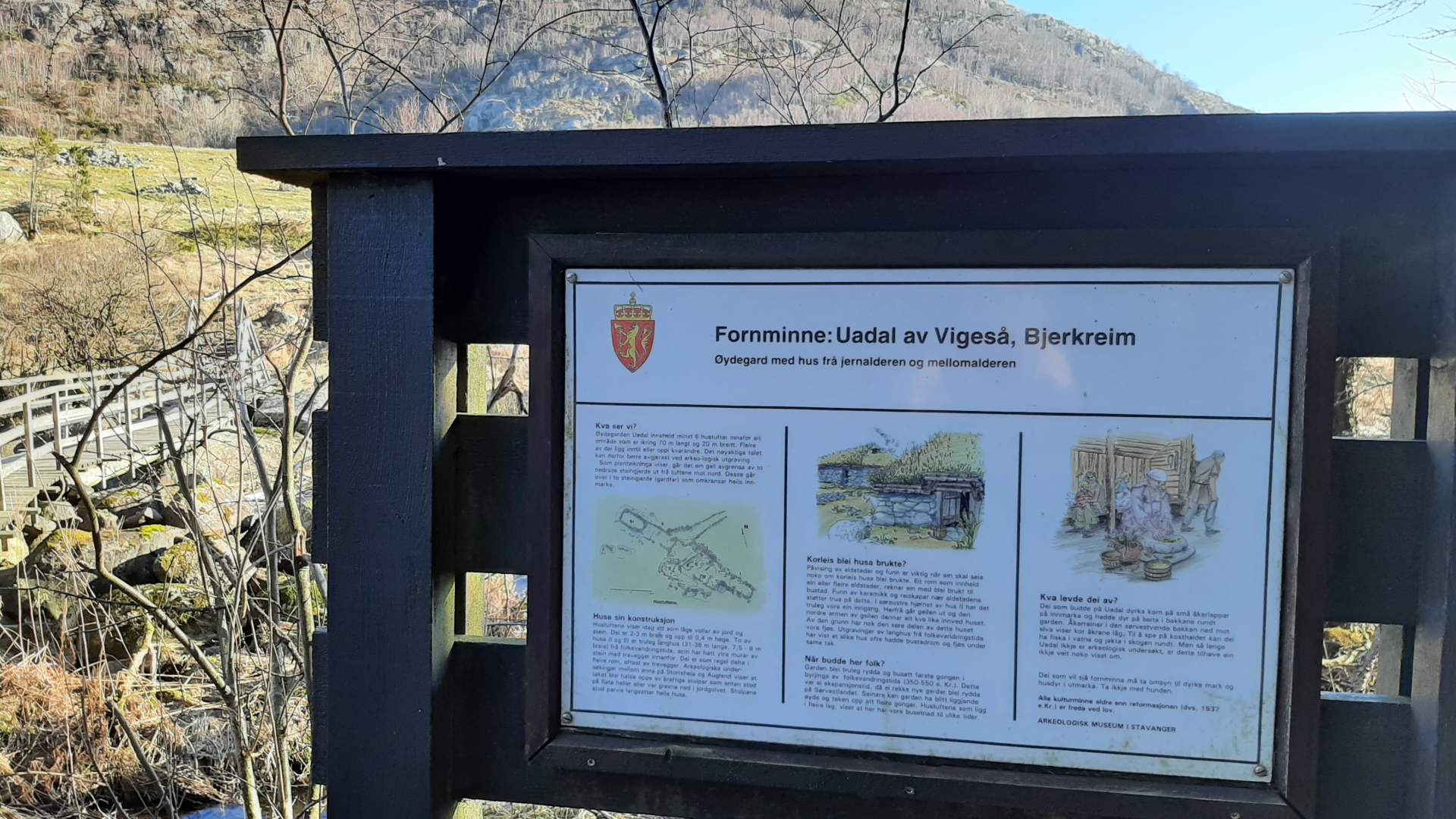 Uadalen fornminneområde på Storrsheia