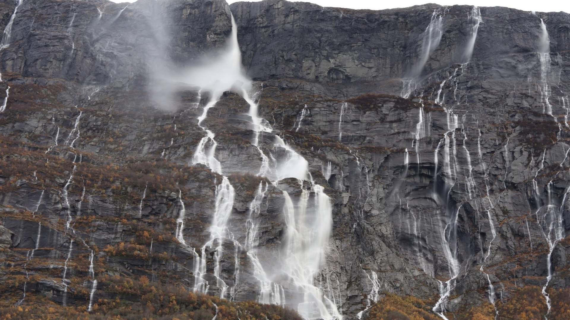 Vinnu - foss i Sunndal