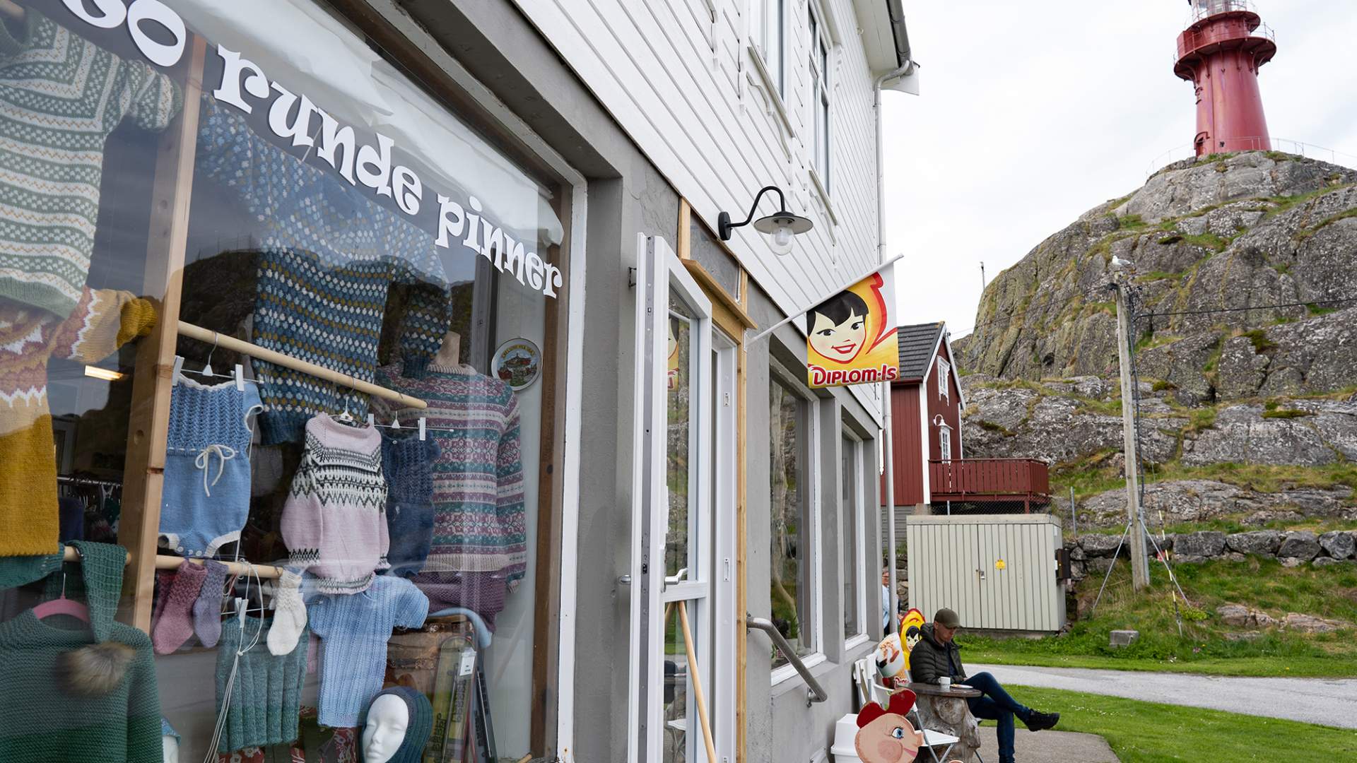To runde pinner og Glade kopper Yarn shop