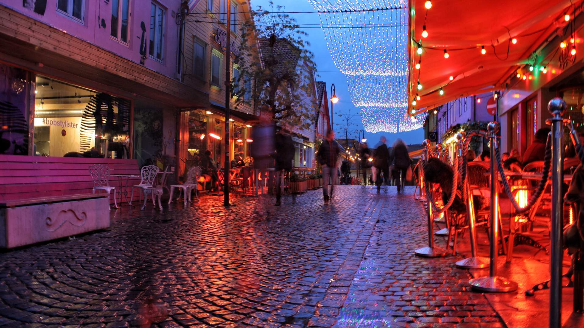 Fargegaten - Øvre Holmegate - The colourful street