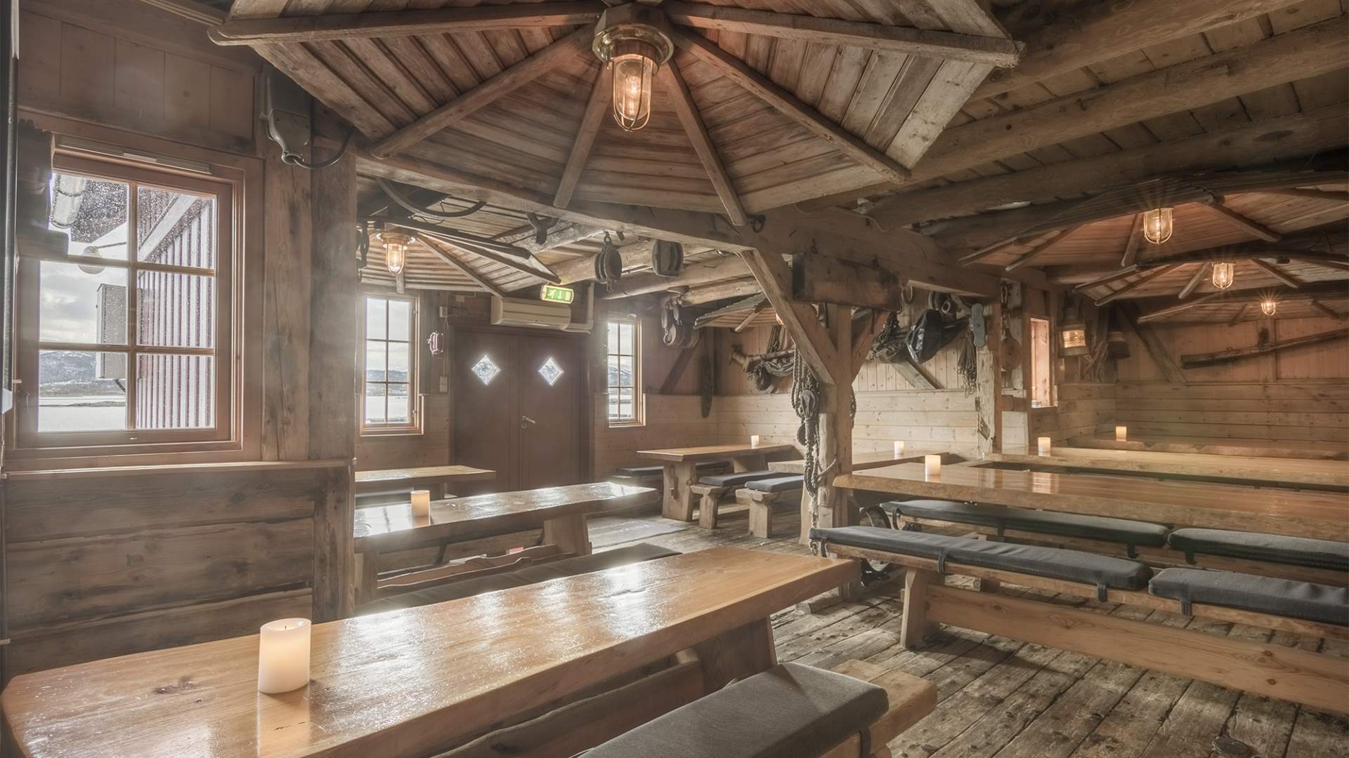 Silver Bell Pub - Håholmen Havstuer