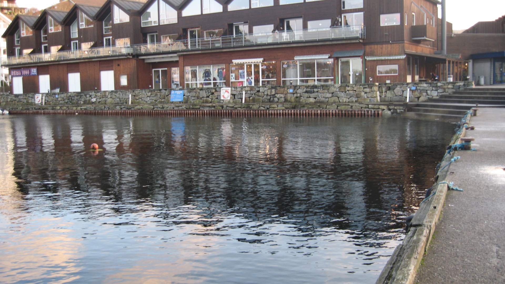 Hommersåk guest marina