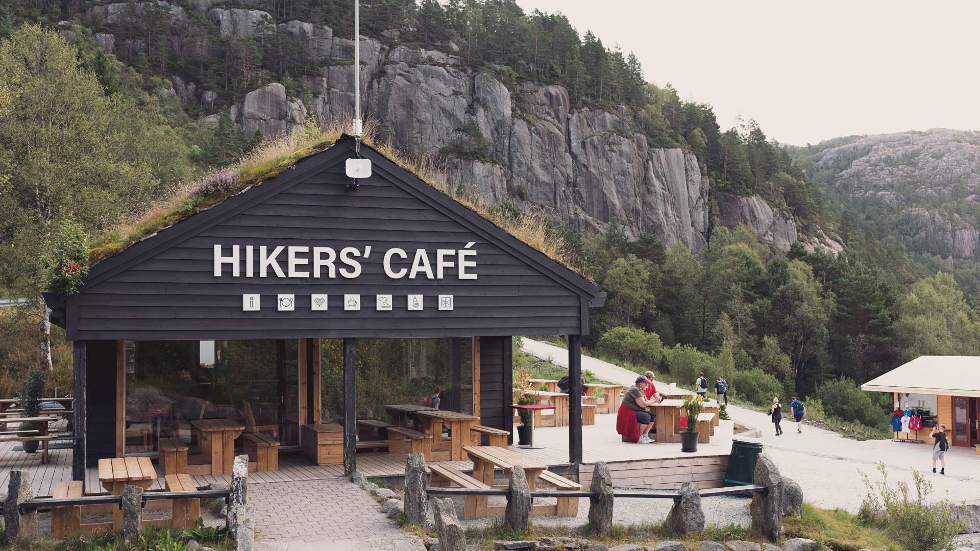 Preikestolen fjellstue på Preikestolen Basecamp