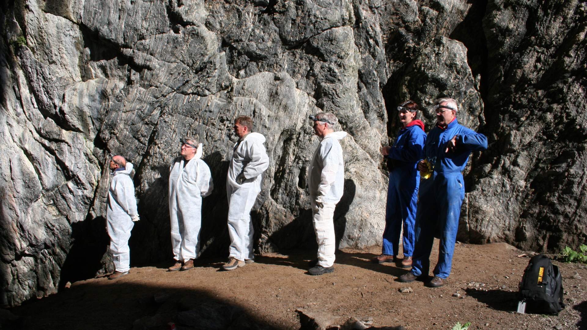 Dollsteinhola cave
