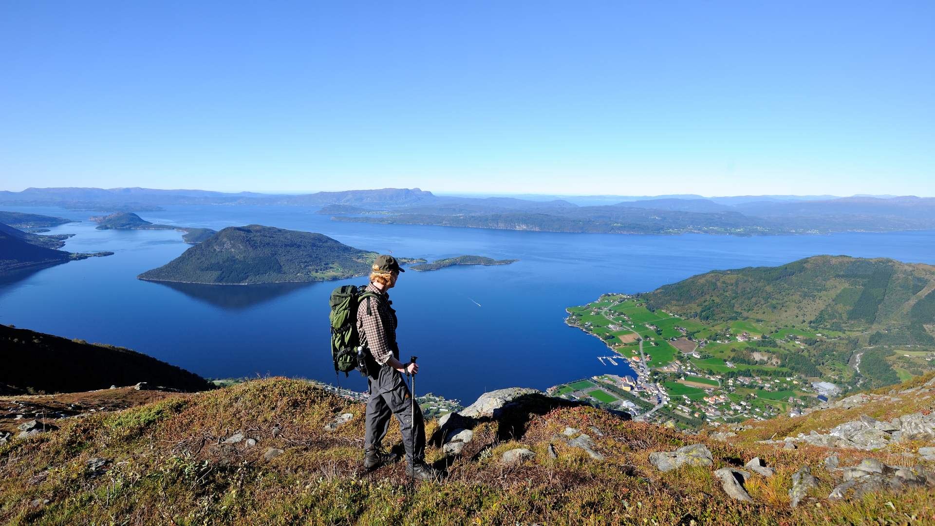 Hike to Malmangernuten from Rosendal