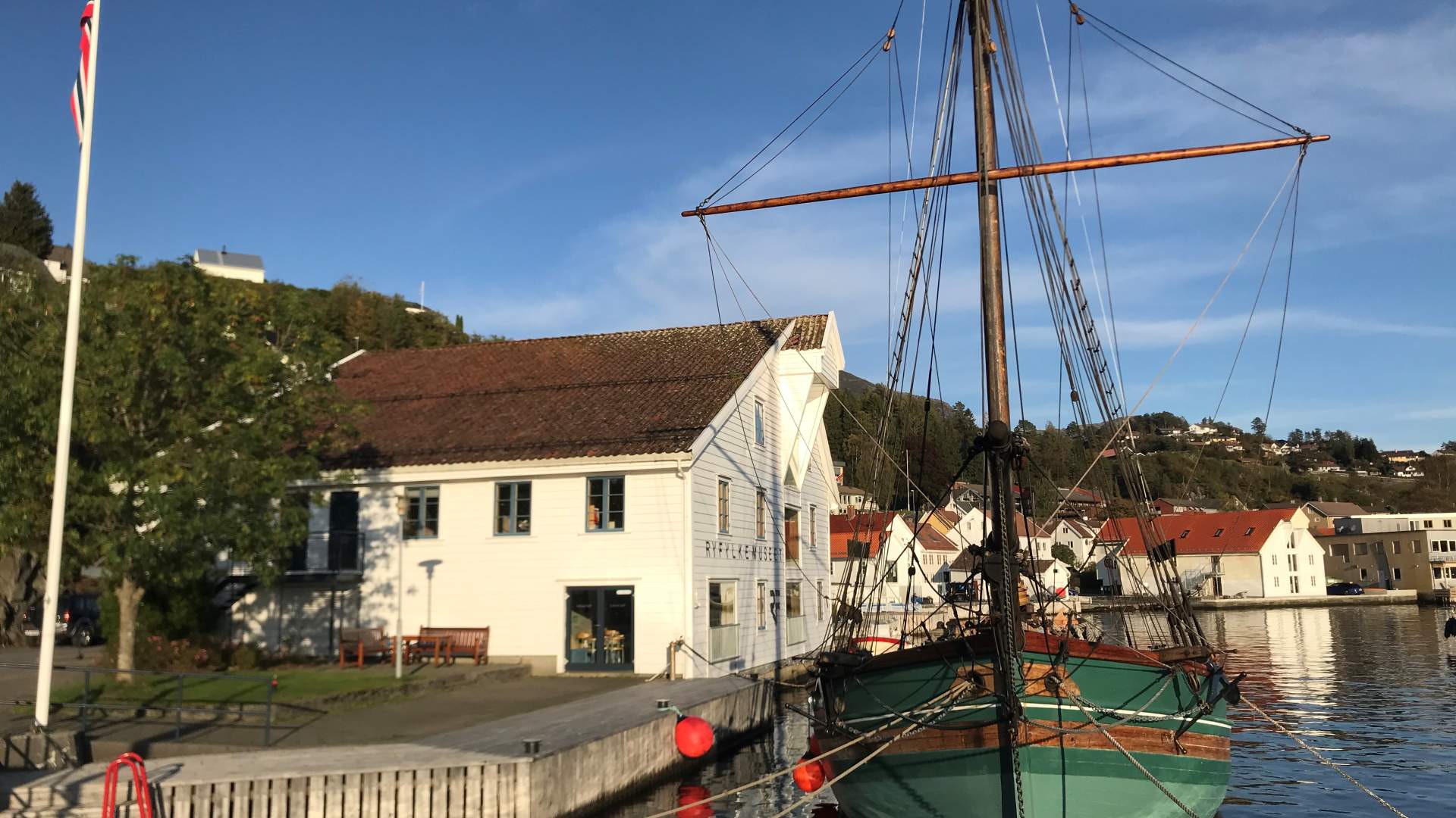 "Brødrene af Sand" (Ryfylkemuseet)