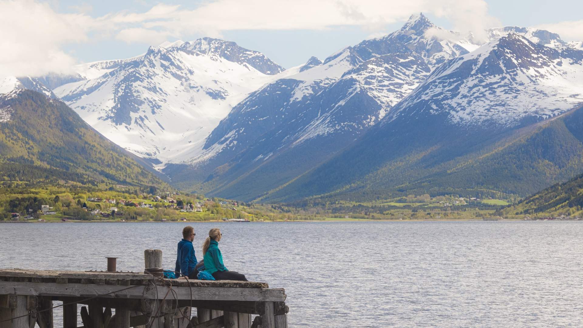 Lei elsykkel med forhåndsprogrammerte ruter i Romsdalen