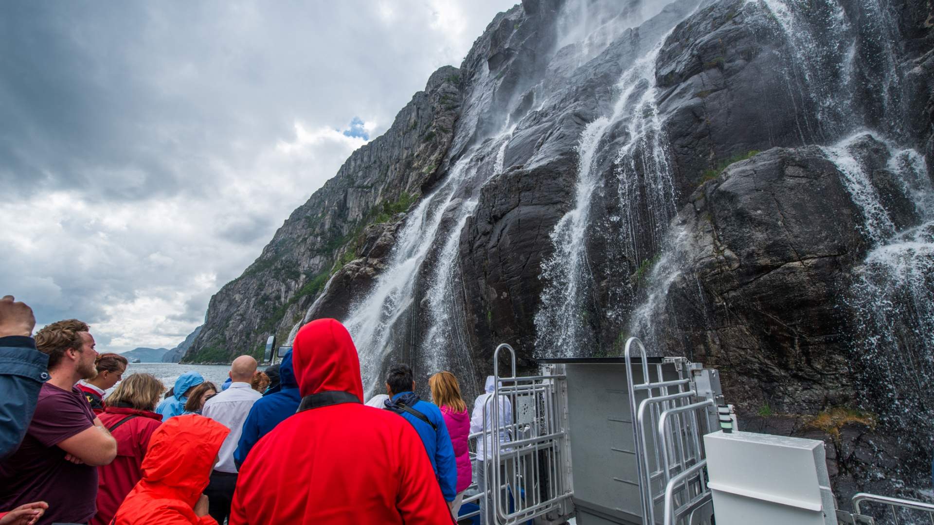 Fjord cruise to the Lysefjord and Preikestolen from Stavanger