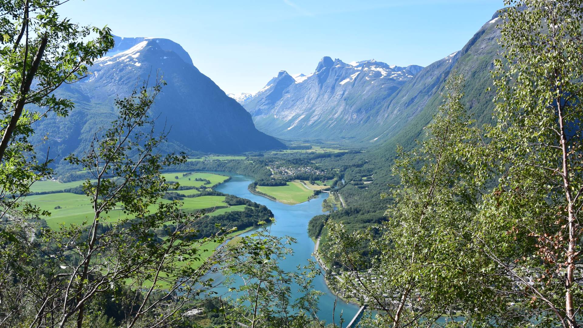 Åndalsnes Via Ferrata Intro wall (3-4 hrs) - Norsk Tindesenter