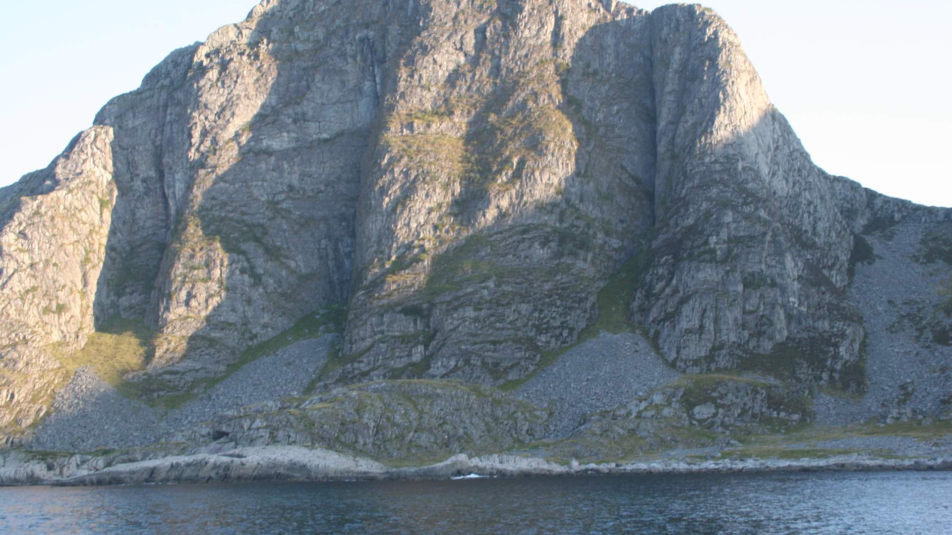 Dollsteinhola cave