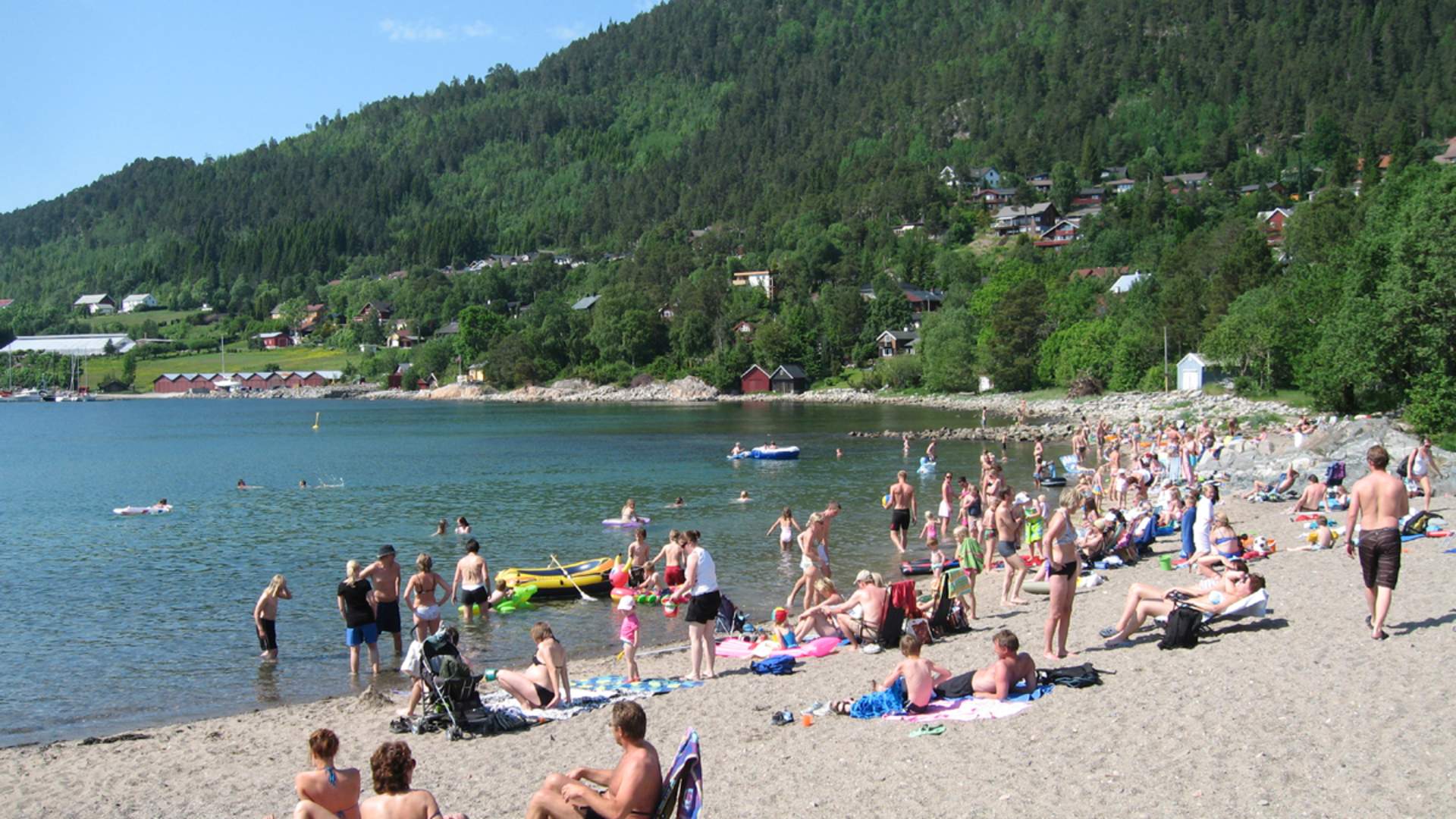 Kringstadbukta badestrand i Molde