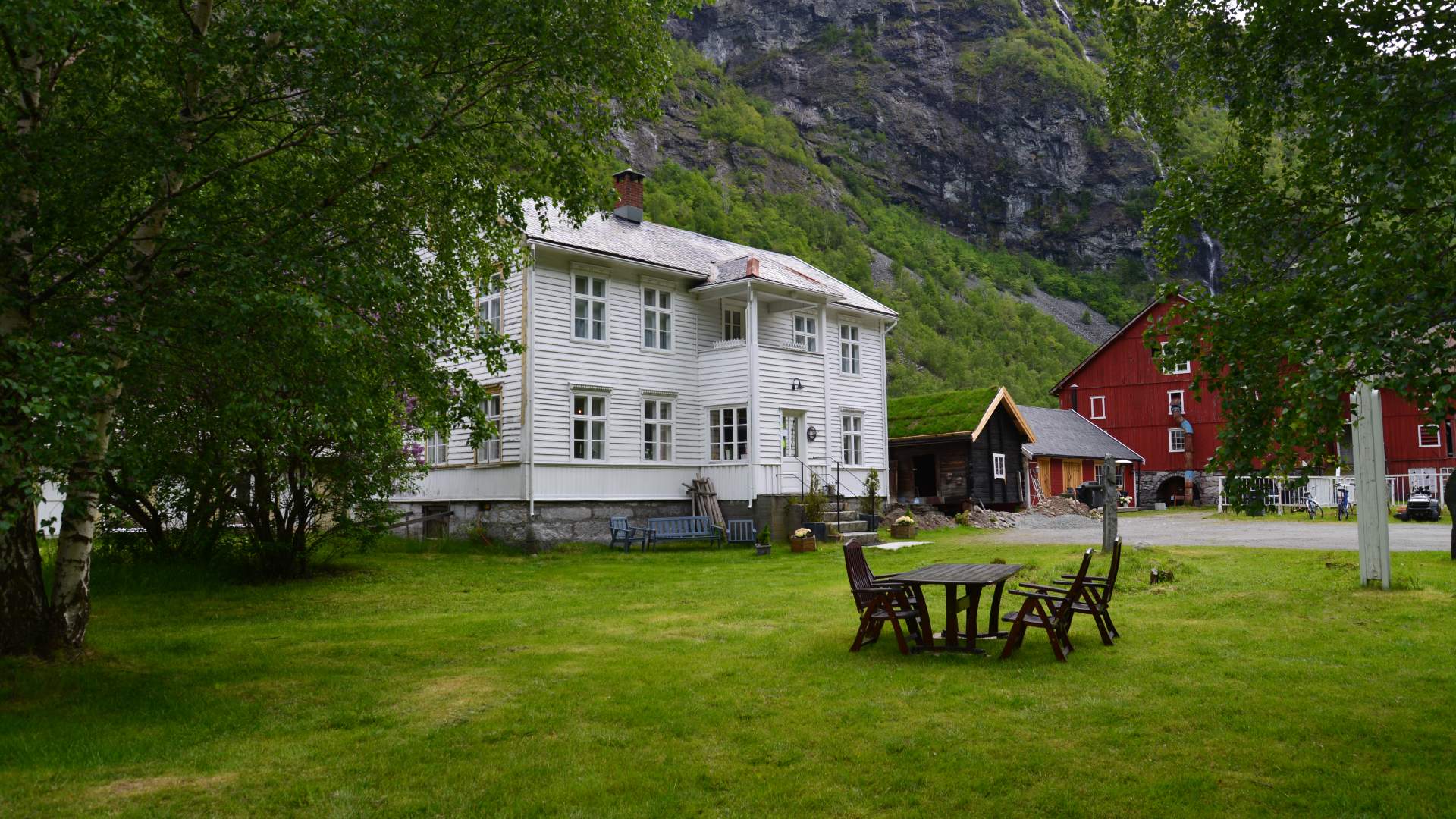 Våningshuset Svalheim Gard